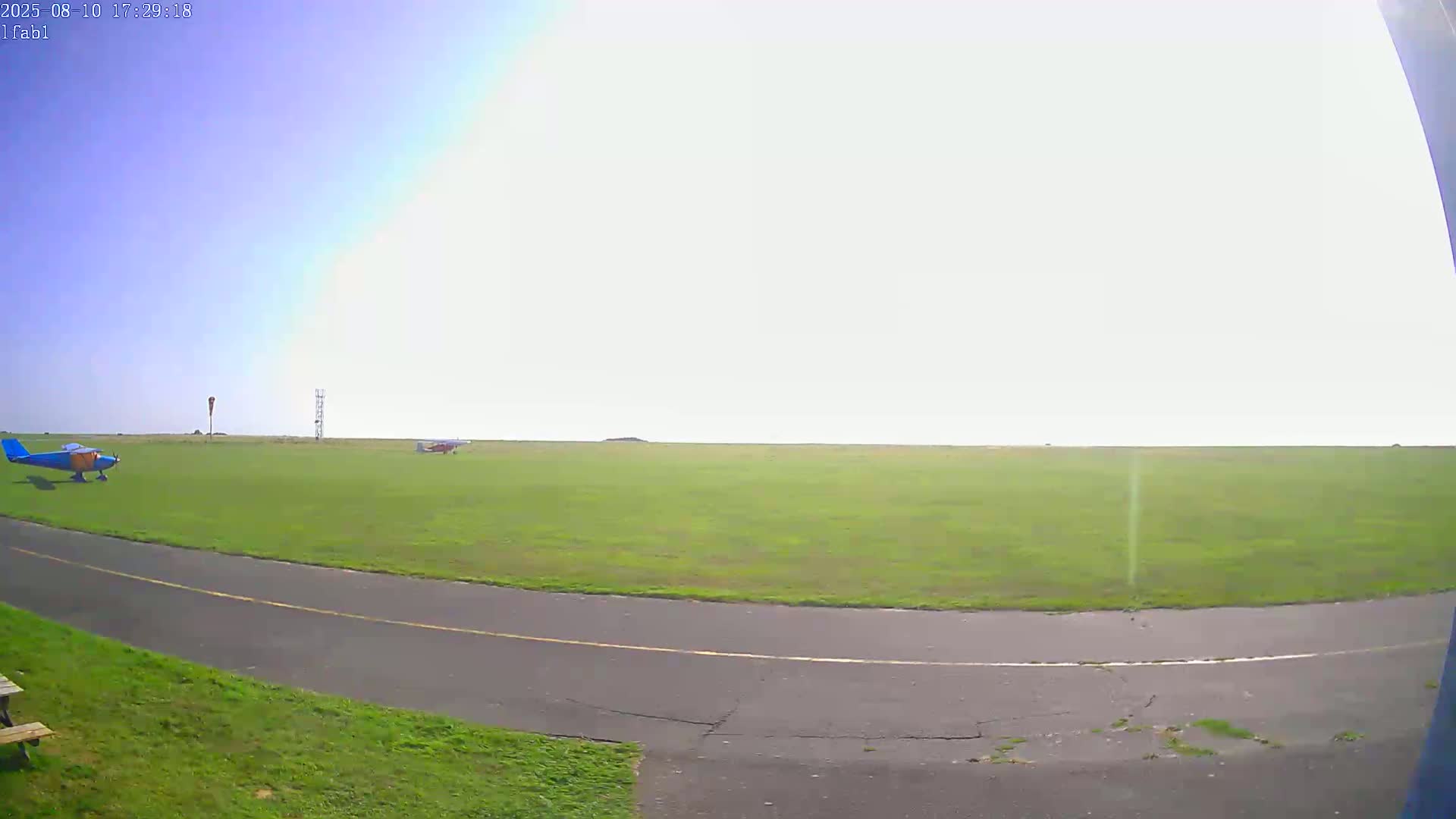 Dieppe Saint Aubin Airport Aérodrome Skyline Live Cam DPE/LFAB- Dieppe, Seine-Maritime, Normandie, France