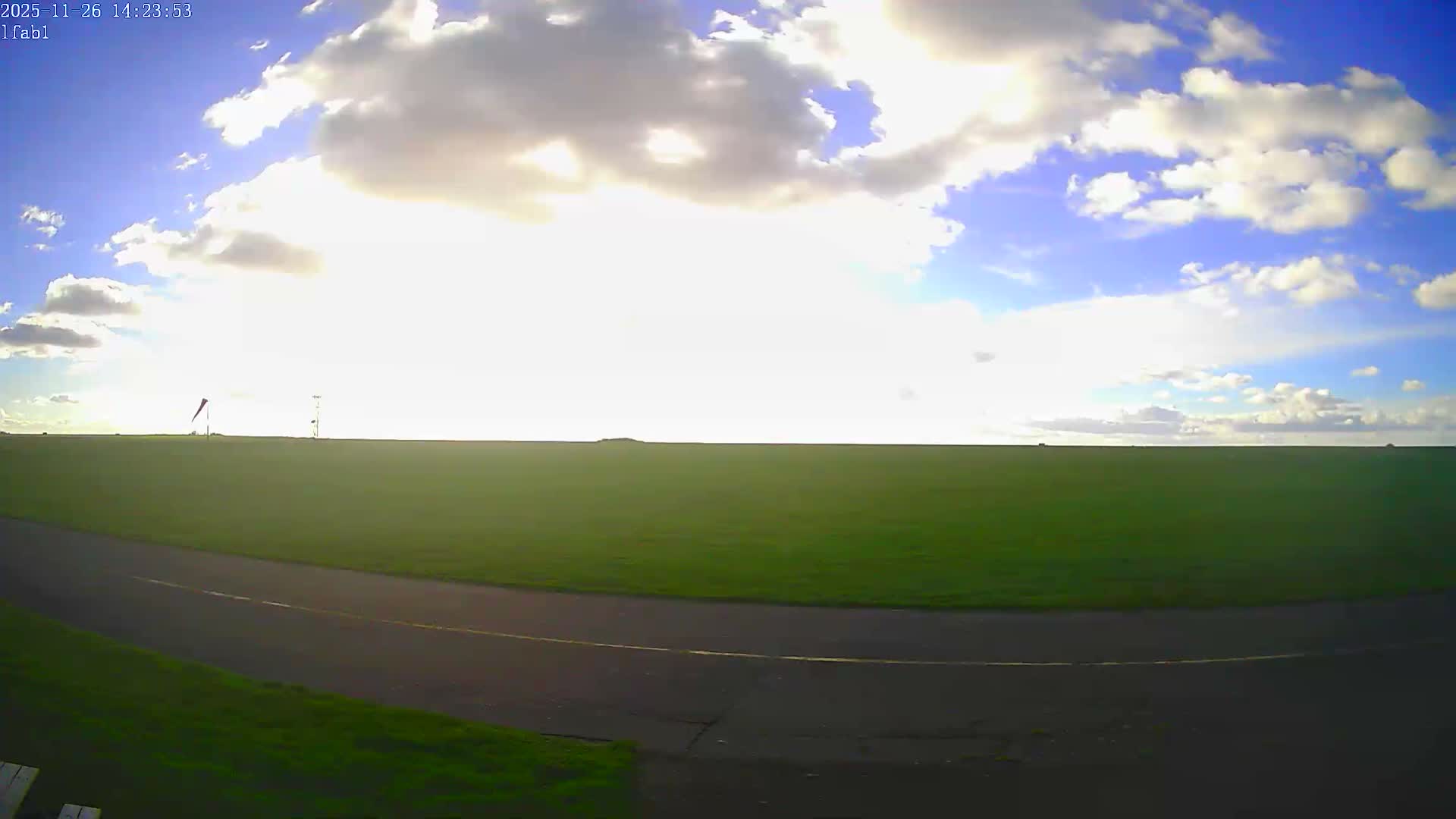 Dieppe Saint Aubin Airport Aérodrome Skyline Live Cam DPE/LFAB- Dieppe, Seine-Maritime, Normandie, France