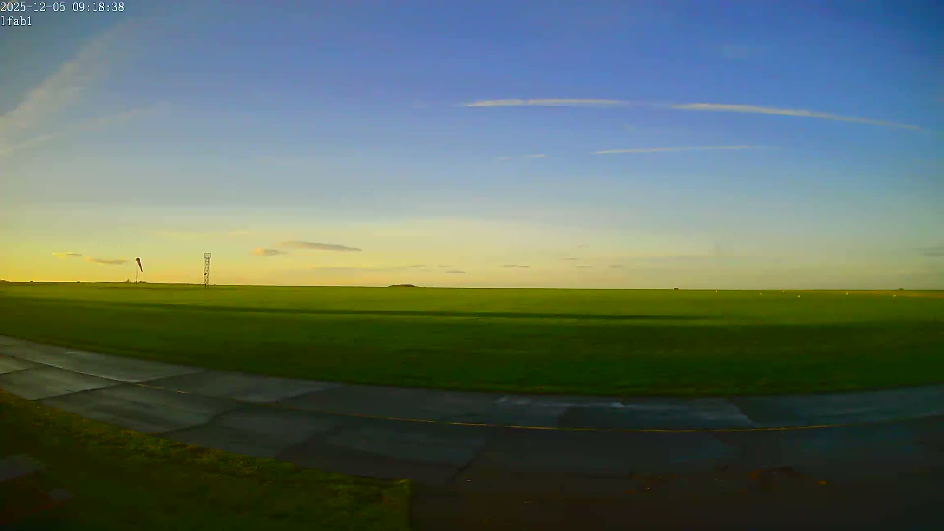 Dieppe Saint Aubin Airport Aérodrome Skyline Live Cam DPE/LFAB- Dieppe, Seine-Maritime, Normandie, France