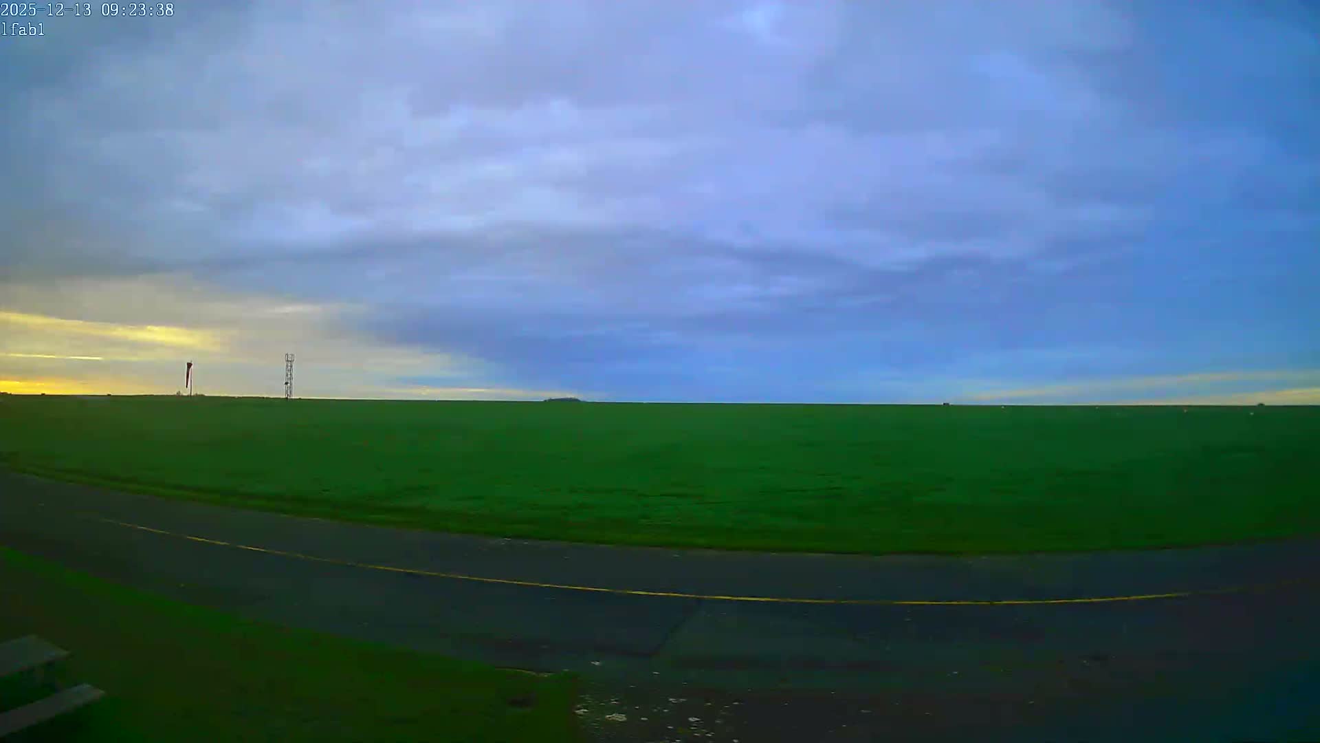 Dieppe Saint Aubin Airport Aérodrome Skyline Live Cam DPE/LFAB- Dieppe, Seine-Maritime, Normandie, France