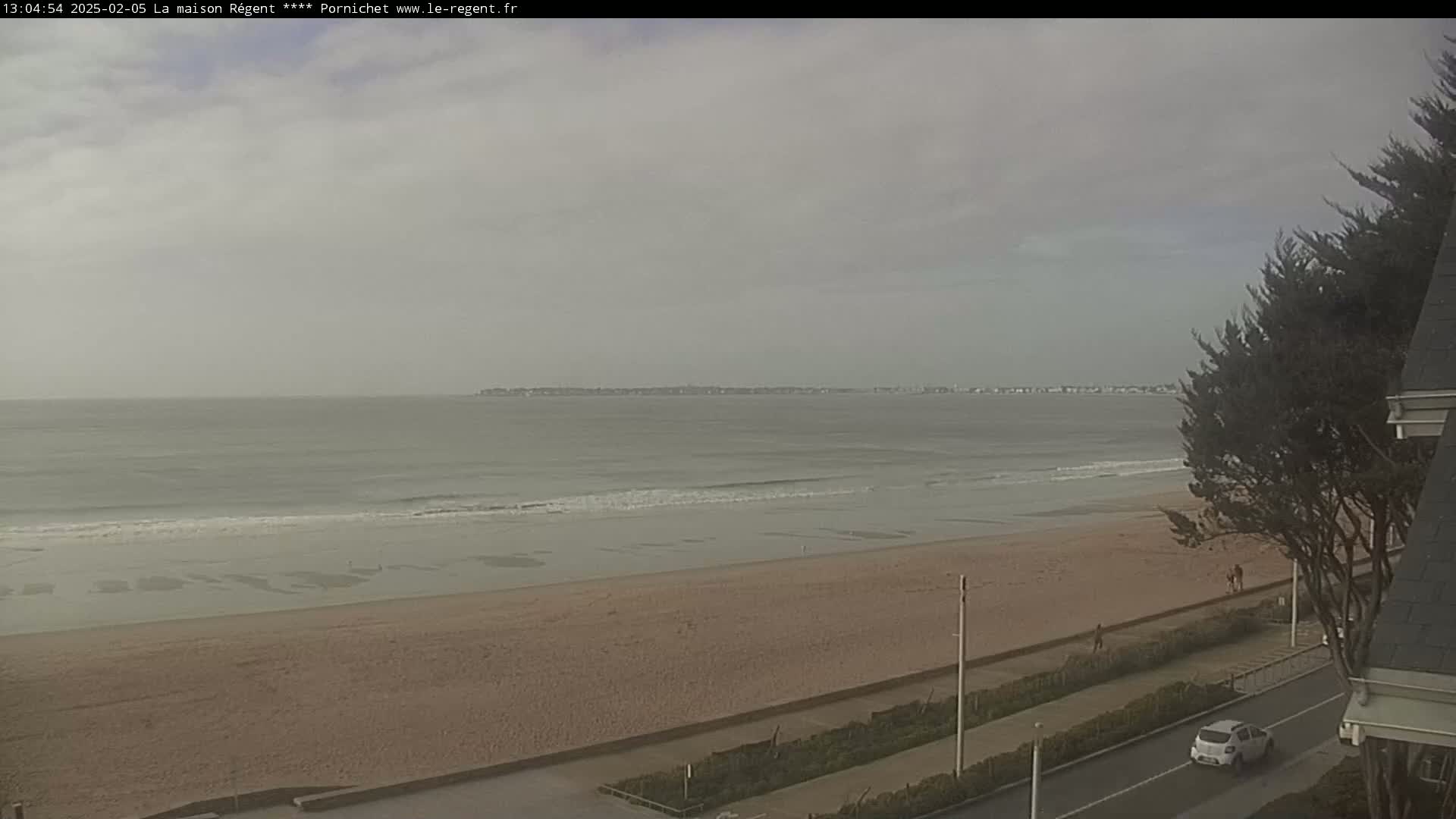 Pornichet, Plages des Libraires Beach PTZ Live Cam - Saint-Nazaire, Loire-Atlantique, Pays de la Loire, France