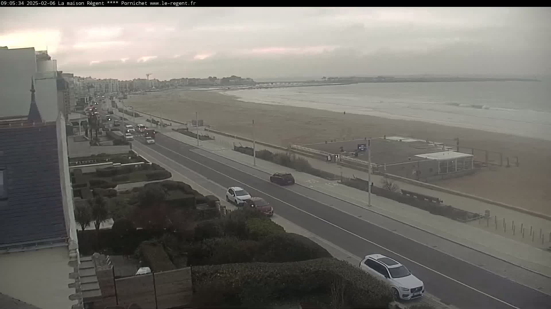 Pornichet, Plages des Libraires Beach PTZ Live Cam - Saint-Nazaire, Loire-Atlantique, Pays de la Loire, France