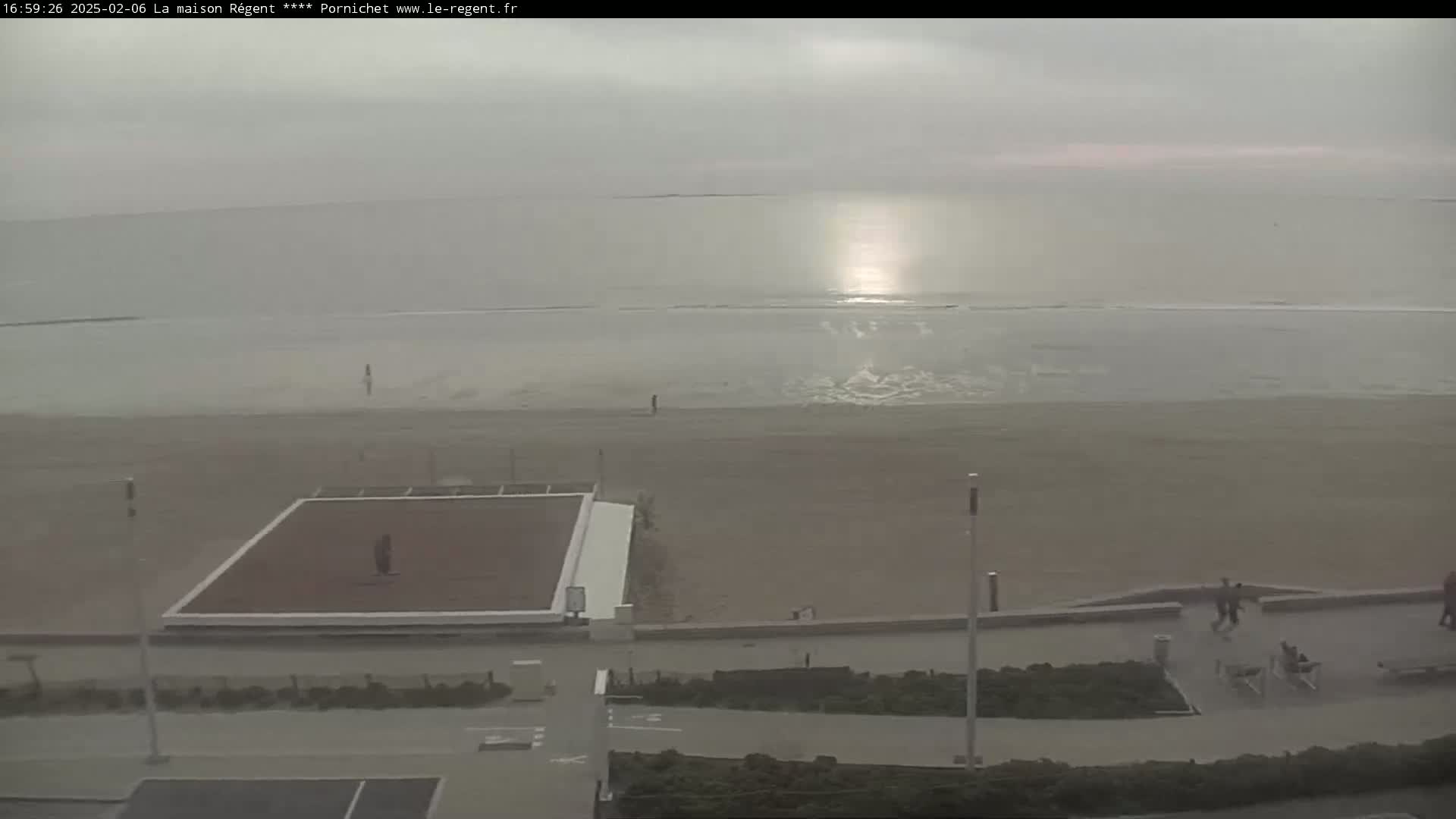 Pornichet, Plages des Libraires Beach PTZ Live Cam - Saint-Nazaire, Loire-Atlantique, Pays de la Loire, France