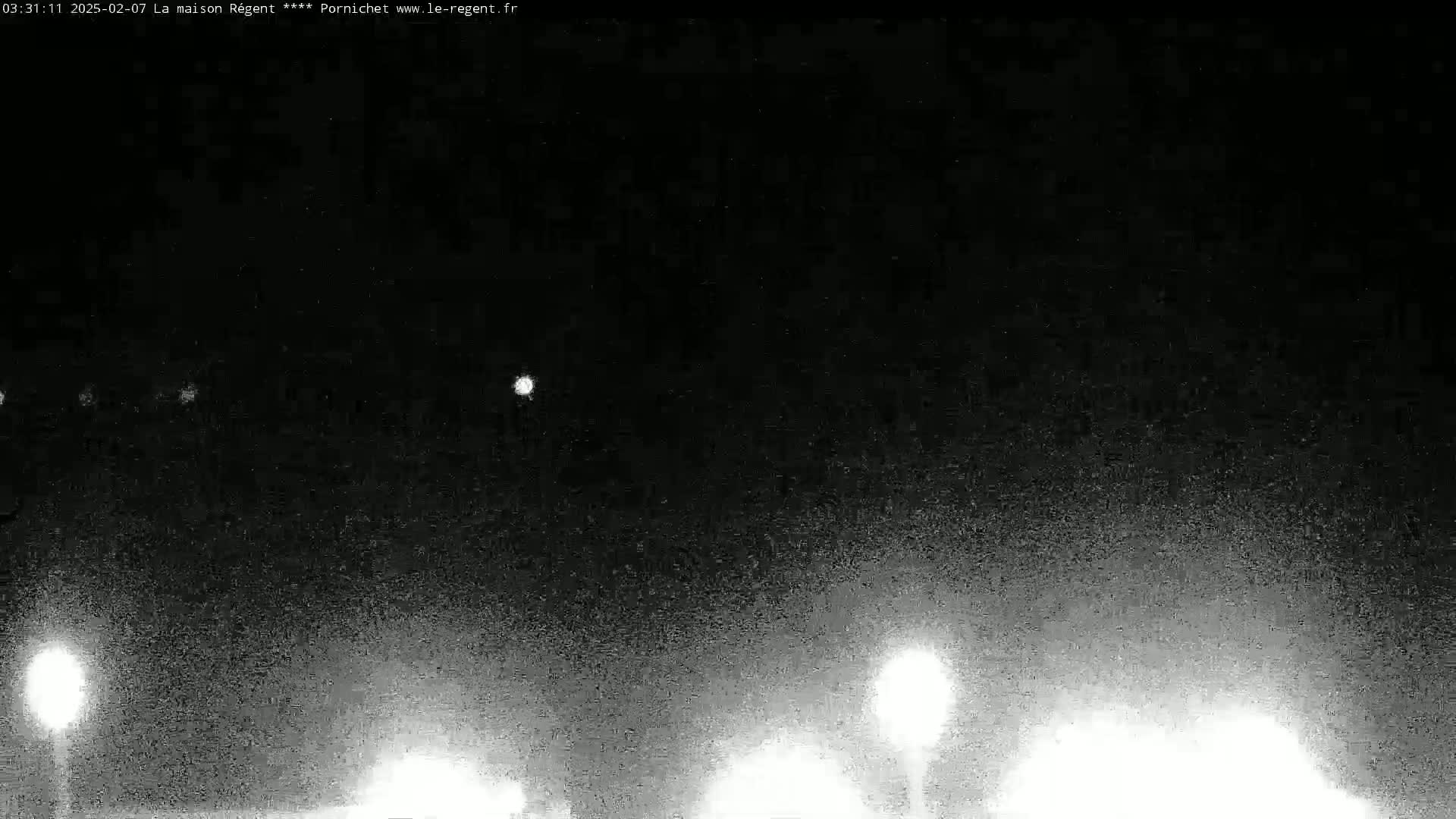 Pornichet, Plages des Libraires Beach PTZ Live Cam - Saint-Nazaire, Loire-Atlantique, Pays de la Loire, France