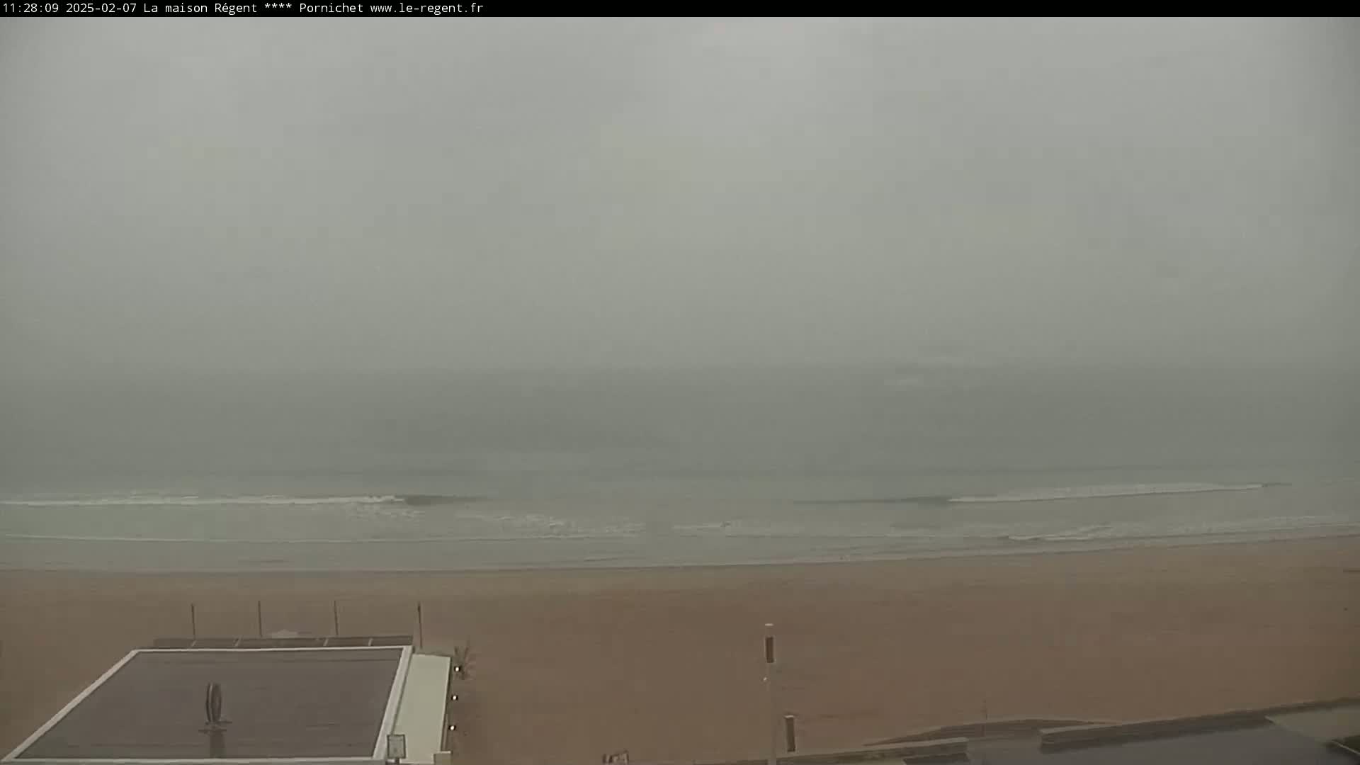 Pornichet, Plages des Libraires Beach PTZ Live Cam - Saint-Nazaire, Loire-Atlantique, Pays de la Loire, France