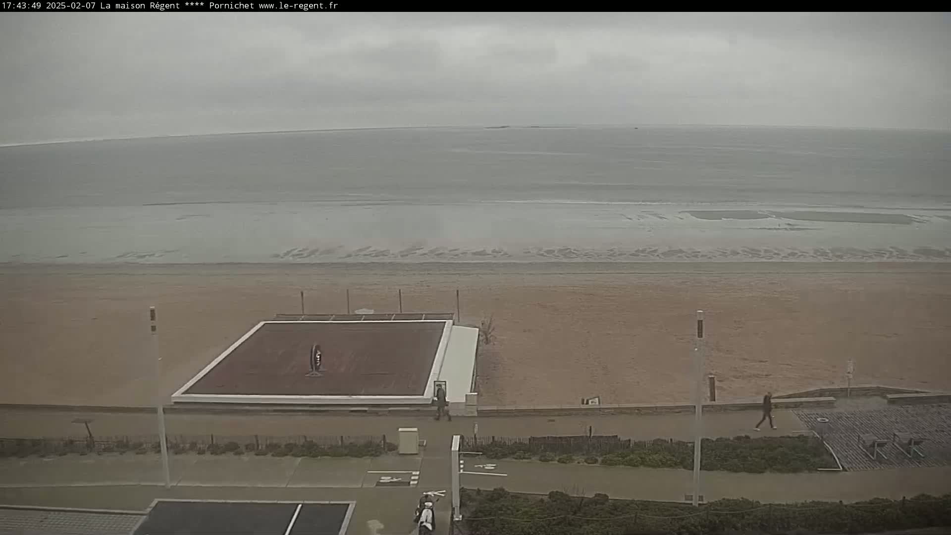 Pornichet, Plages des Libraires Beach PTZ Live Cam - Saint-Nazaire, Loire-Atlantique, Pays de la Loire, France