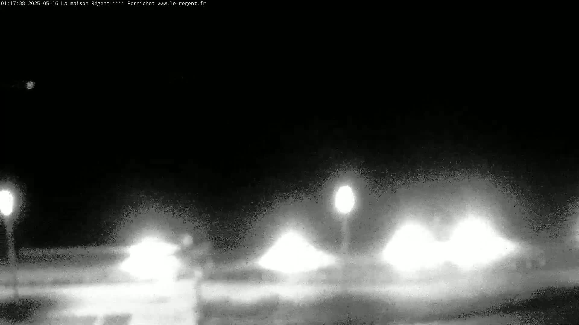 Pornichet, Plages des Libraires Beach PTZ Live Cam - Saint-Nazaire, Loire-Atlantique, Pays de la Loire, France