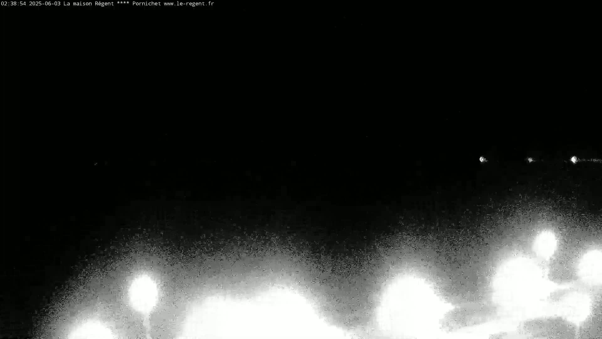 Pornichet, Plages des Libraires Beach PTZ Live Cam - Saint-Nazaire, Loire-Atlantique, Pays de la Loire, France