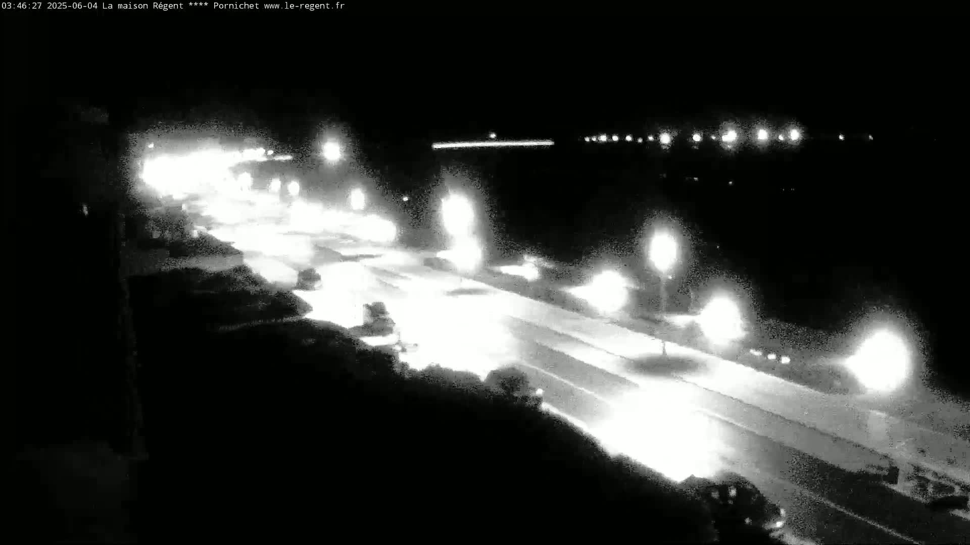 Pornichet, Plages des Libraires Beach PTZ Live Cam - Saint-Nazaire, Loire-Atlantique, Pays de la Loire, France