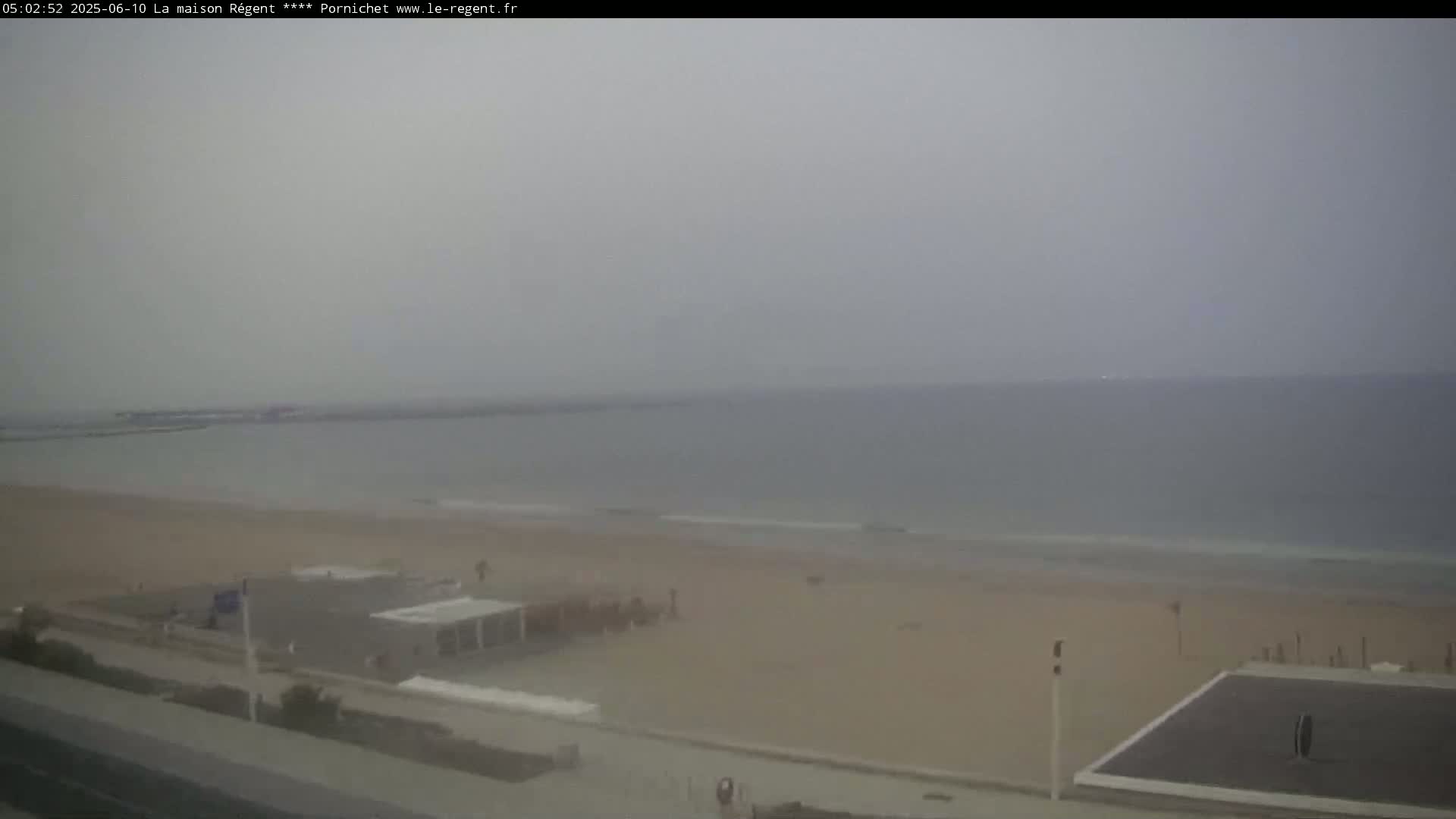 Pornichet, Plages des Libraires Beach PTZ Live Cam - Saint-Nazaire, Loire-Atlantique, Pays de la Loire, France