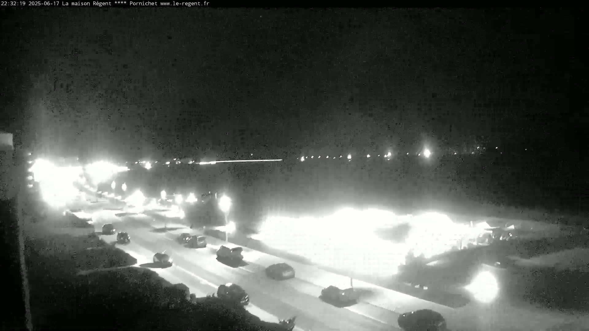 Pornichet, Plages des Libraires Beach PTZ Live Cam - Saint-Nazaire, Loire-Atlantique, Pays de la Loire, France