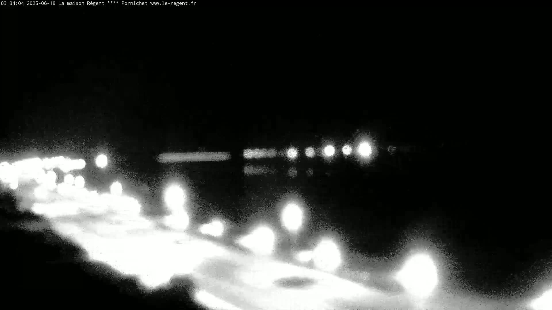 Pornichet, Plages des Libraires Beach PTZ Live Cam - Saint-Nazaire, Loire-Atlantique, Pays de la Loire, France