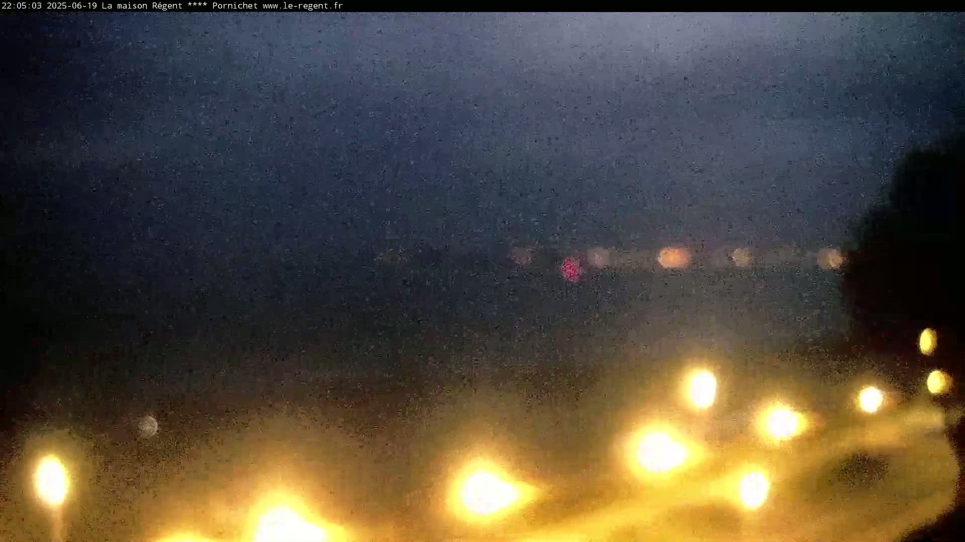 Pornichet, Plages des Libraires Beach PTZ Live Cam - Saint-Nazaire, Loire-Atlantique, Pays de la Loire, France