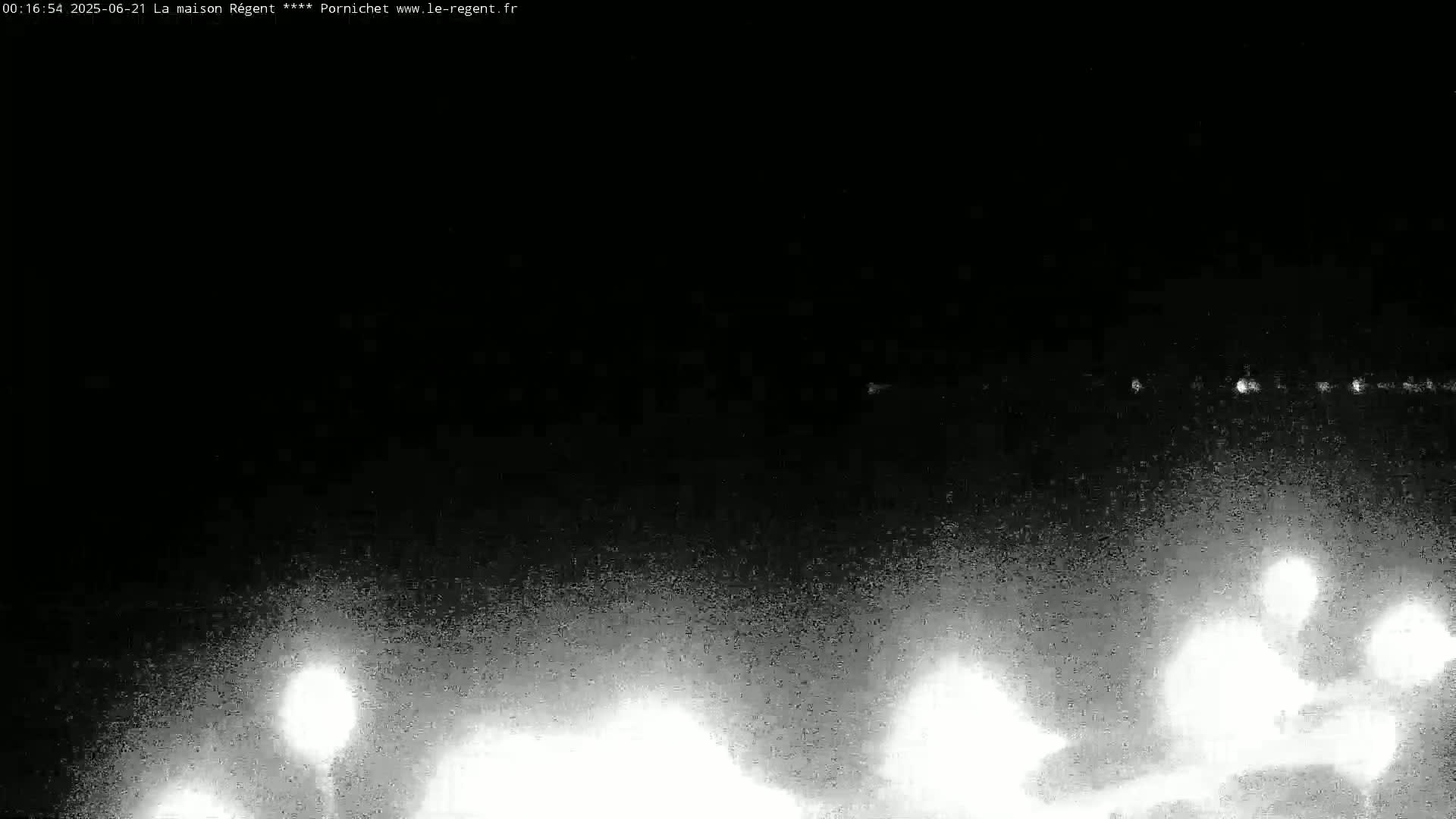 Pornichet, Plages des Libraires Beach PTZ Live Cam - Saint-Nazaire, Loire-Atlantique, Pays de la Loire, France