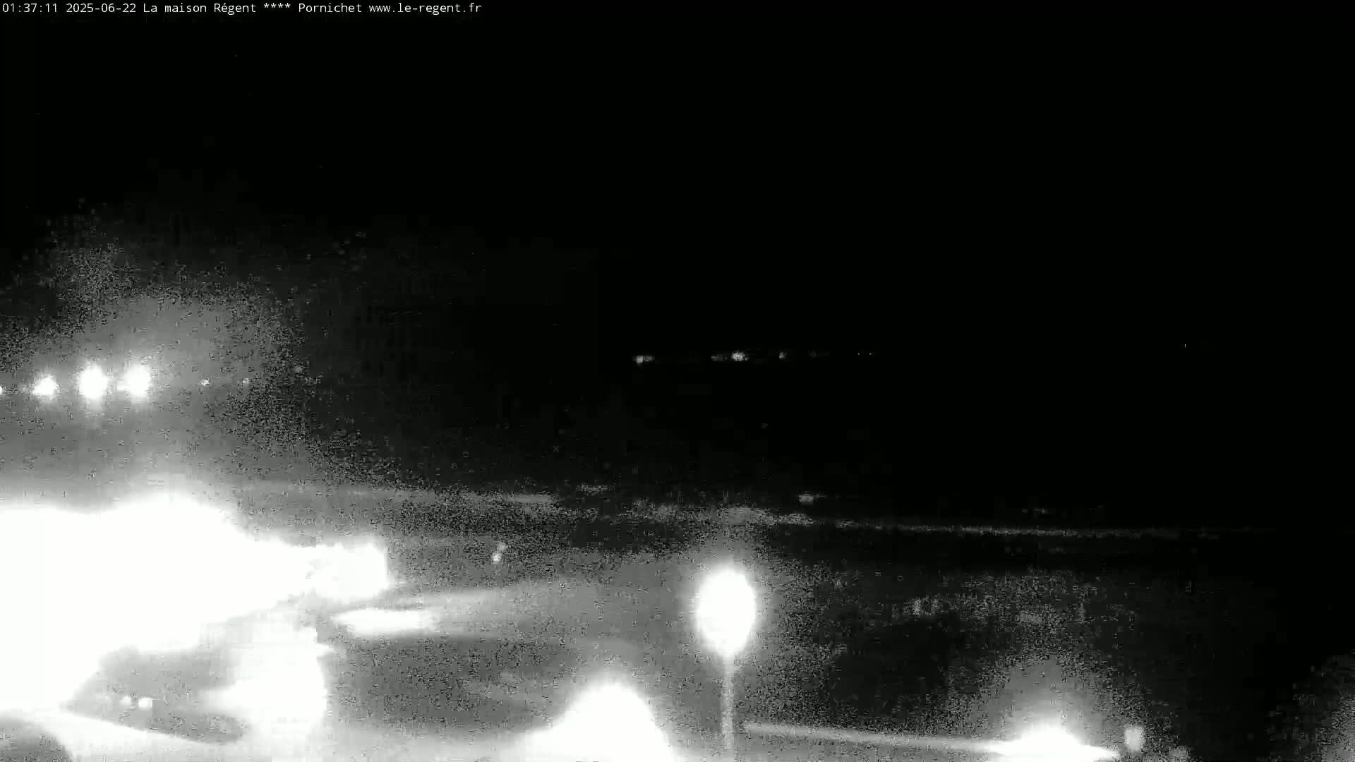 Pornichet, Plages des Libraires Beach PTZ Live Cam - Saint-Nazaire, Loire-Atlantique, Pays de la Loire, France