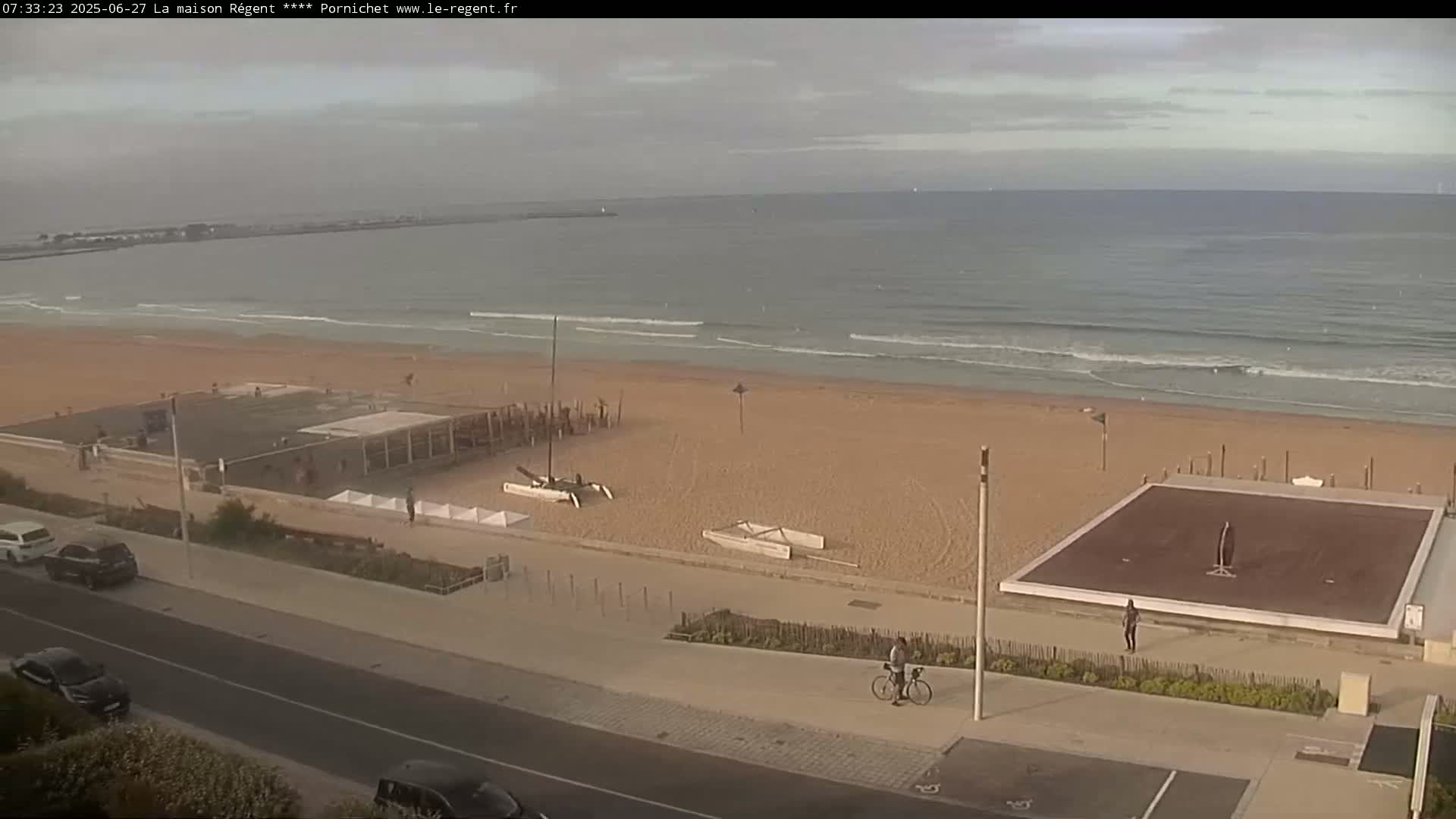 Pornichet, Plages des Libraires Beach PTZ Live Cam - Saint-Nazaire, Loire-Atlantique, Pays de la Loire, France