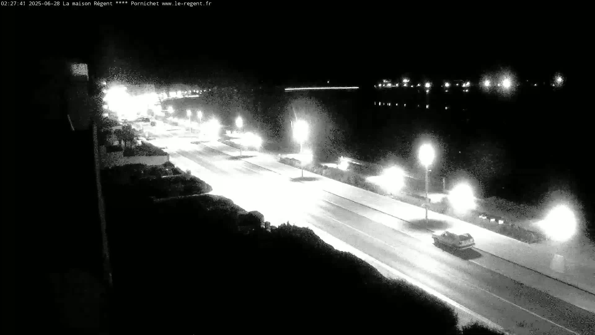 Pornichet, Plages des Libraires Beach PTZ Live Cam - Saint-Nazaire, Loire-Atlantique, Pays de la Loire, France