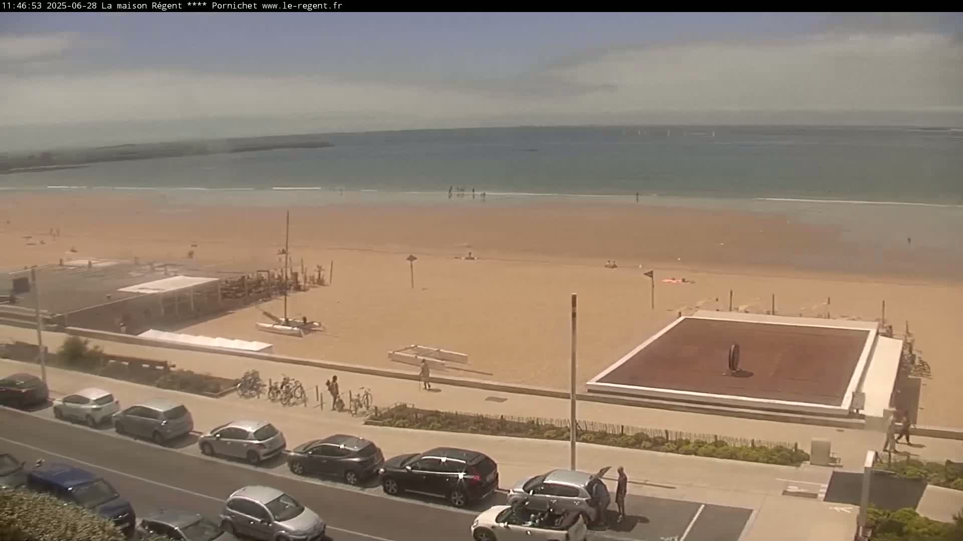 Pornichet, Plages des Libraires Beach PTZ Live Cam - Saint-Nazaire, Loire-Atlantique, Pays de la Loire, France