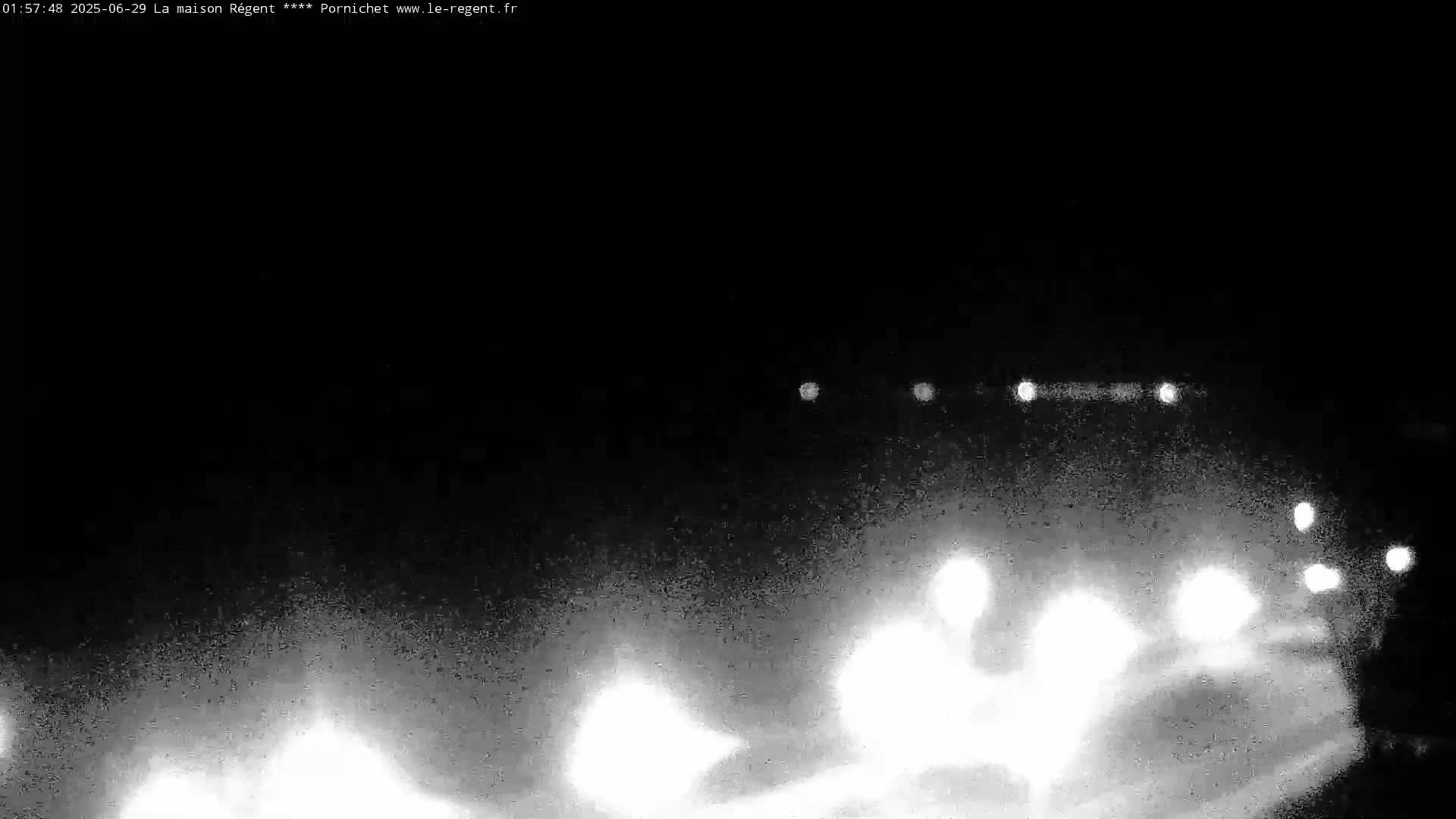 Pornichet, Plages des Libraires Beach PTZ Live Cam - Saint-Nazaire, Loire-Atlantique, Pays de la Loire, France
