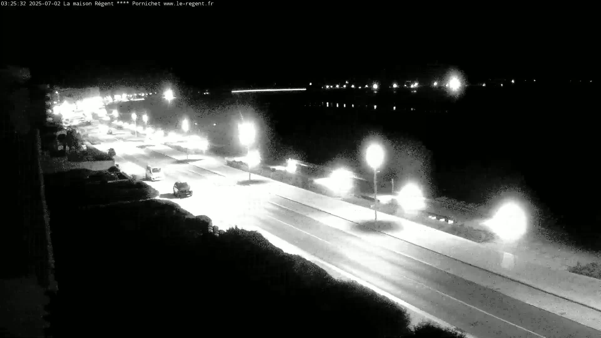 Pornichet, Plages des Libraires Beach PTZ Live Cam - Saint-Nazaire, Loire-Atlantique, Pays de la Loire, France