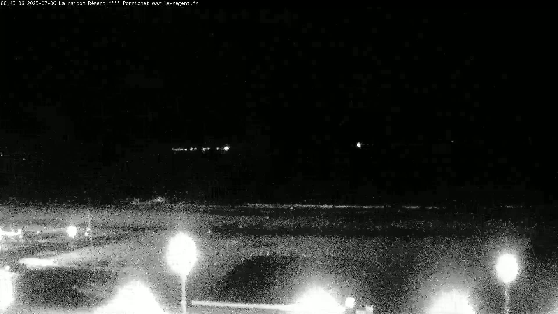Pornichet, Plages des Libraires Beach PTZ Live Cam - Saint-Nazaire, Loire-Atlantique, Pays de la Loire, France
