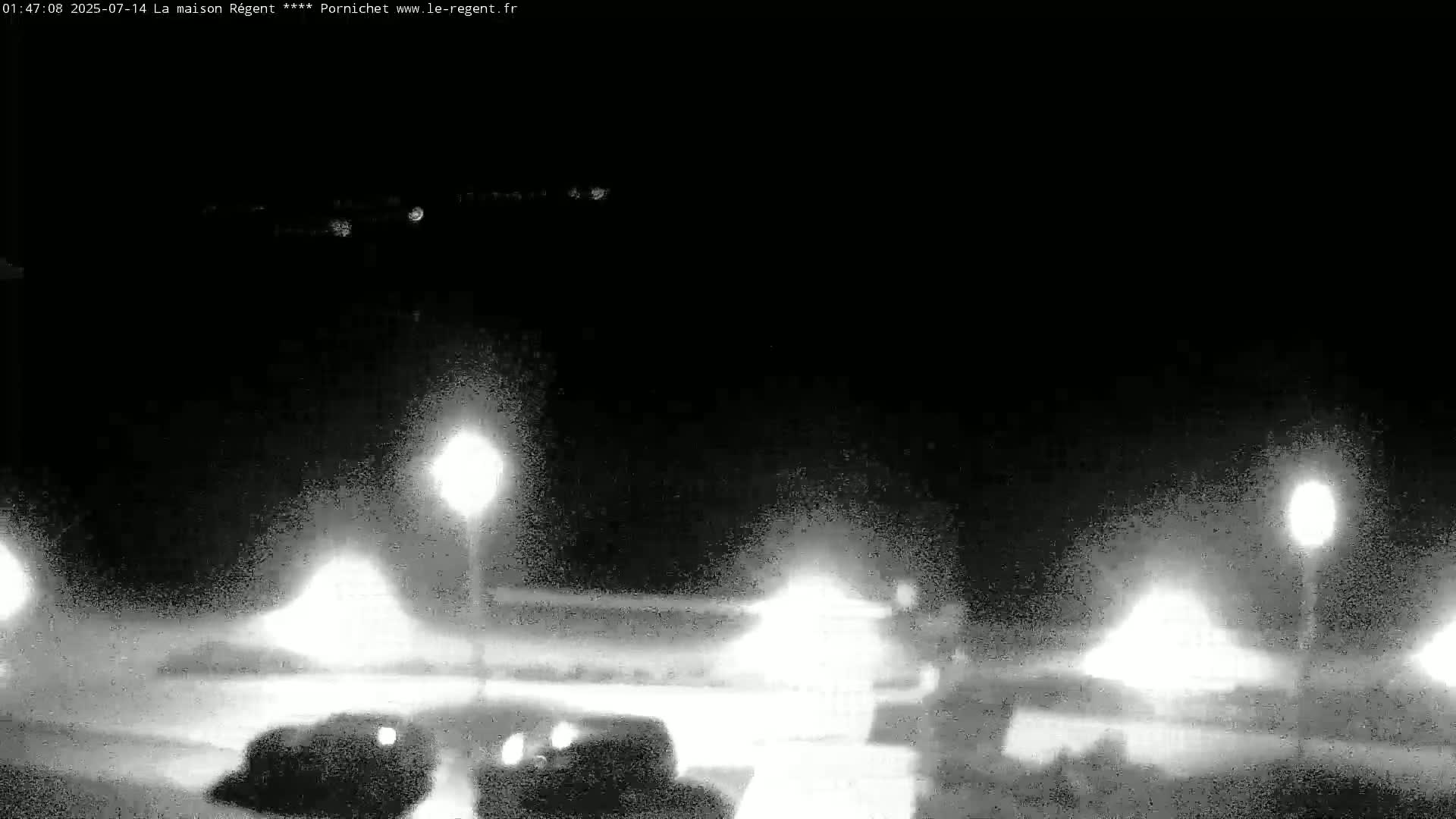 Pornichet, Plages des Libraires Beach PTZ Live Cam - Saint-Nazaire, Loire-Atlantique, Pays de la Loire, France