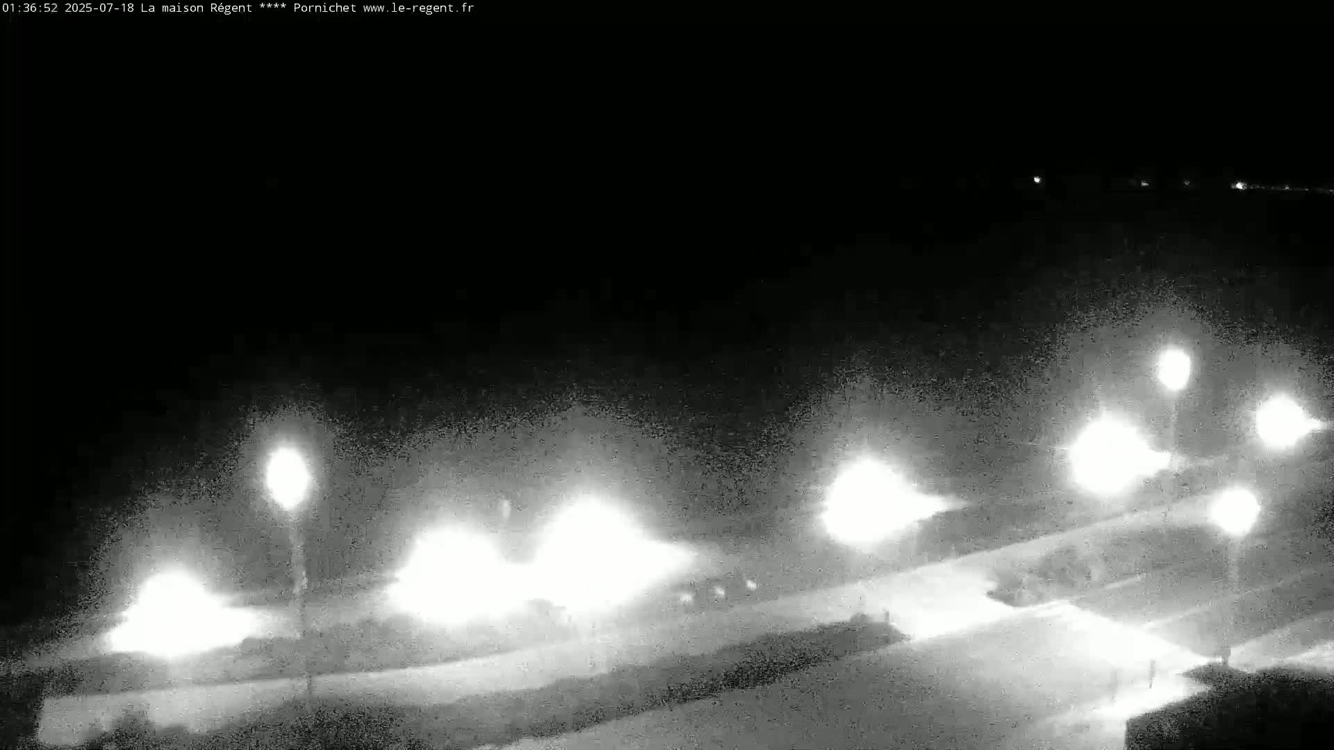 Pornichet, Plages des Libraires Beach PTZ Live Cam - Saint-Nazaire, Loire-Atlantique, Pays de la Loire, France
