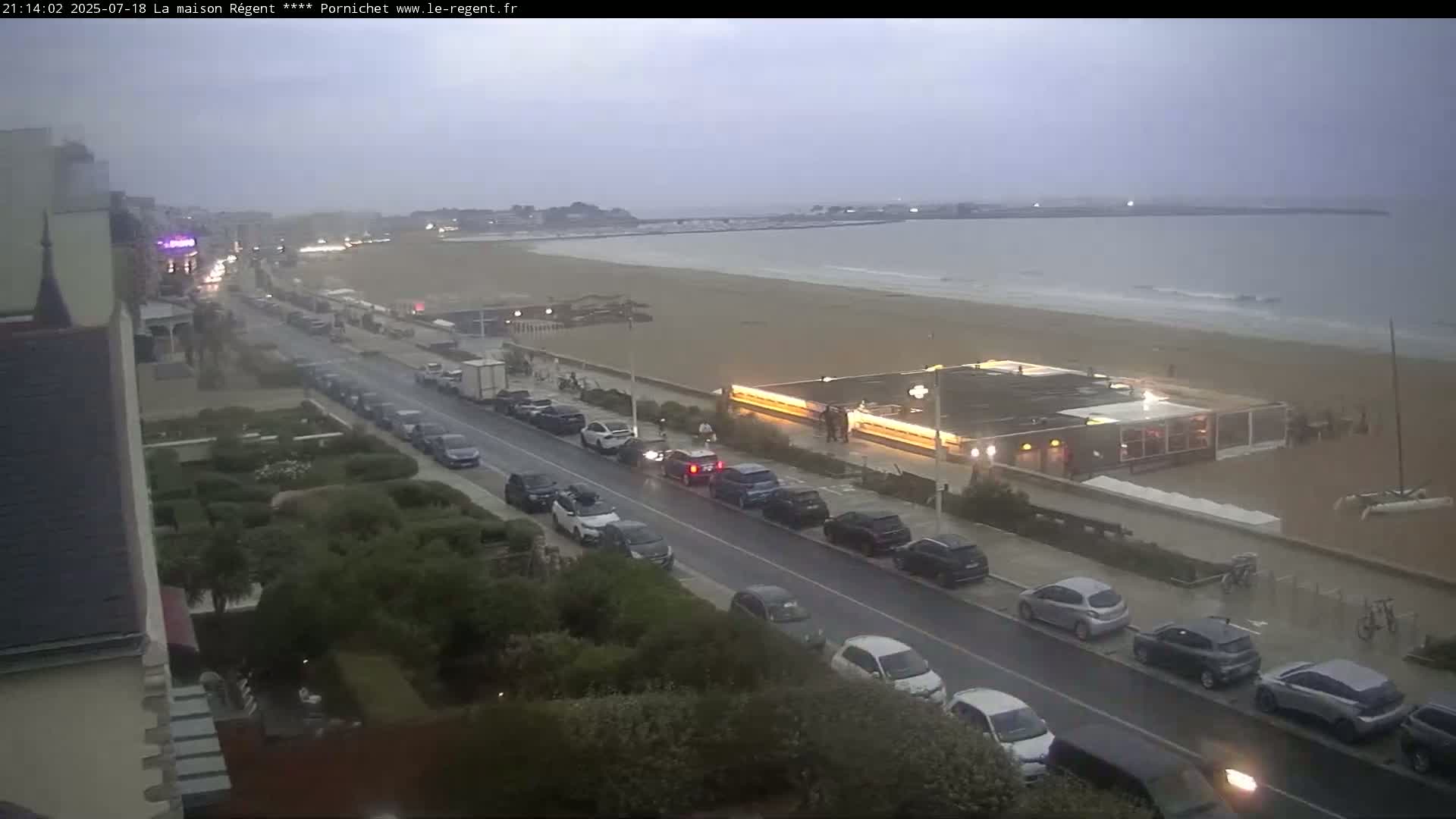 Pornichet, Plages des Libraires Beach PTZ Live Cam - Saint-Nazaire, Loire-Atlantique, Pays de la Loire, France
