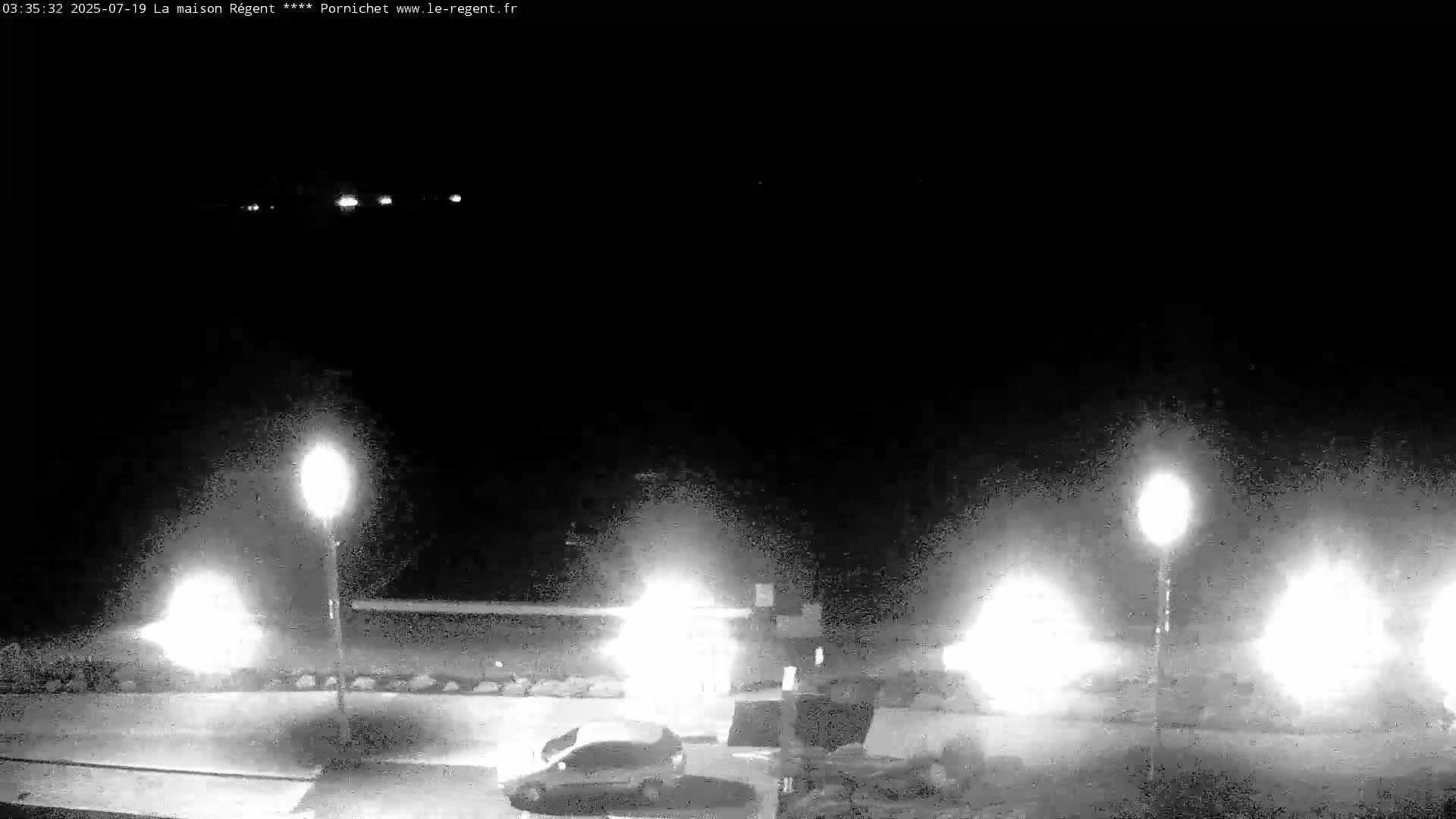 Pornichet, Plages des Libraires Beach PTZ Live Cam - Saint-Nazaire, Loire-Atlantique, Pays de la Loire, France
