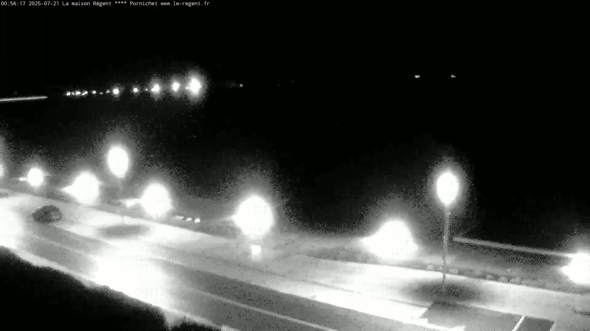 Pornichet, Plages des Libraires Beach PTZ Live Cam - Saint-Nazaire, Loire-Atlantique, Pays de la Loire, France