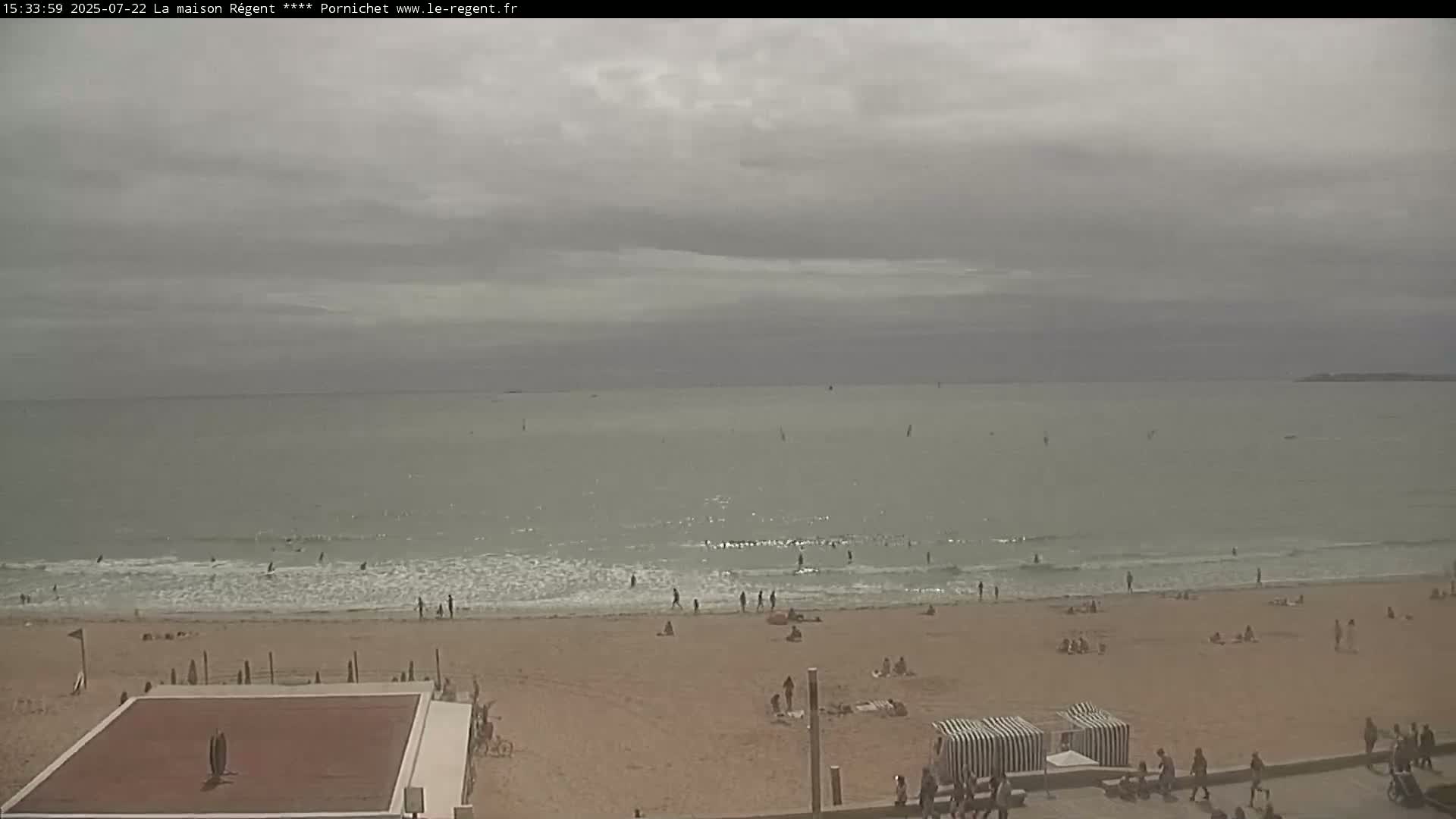 Pornichet, Plages des Libraires Beach PTZ Live Cam - Saint-Nazaire, Loire-Atlantique, Pays de la Loire, France