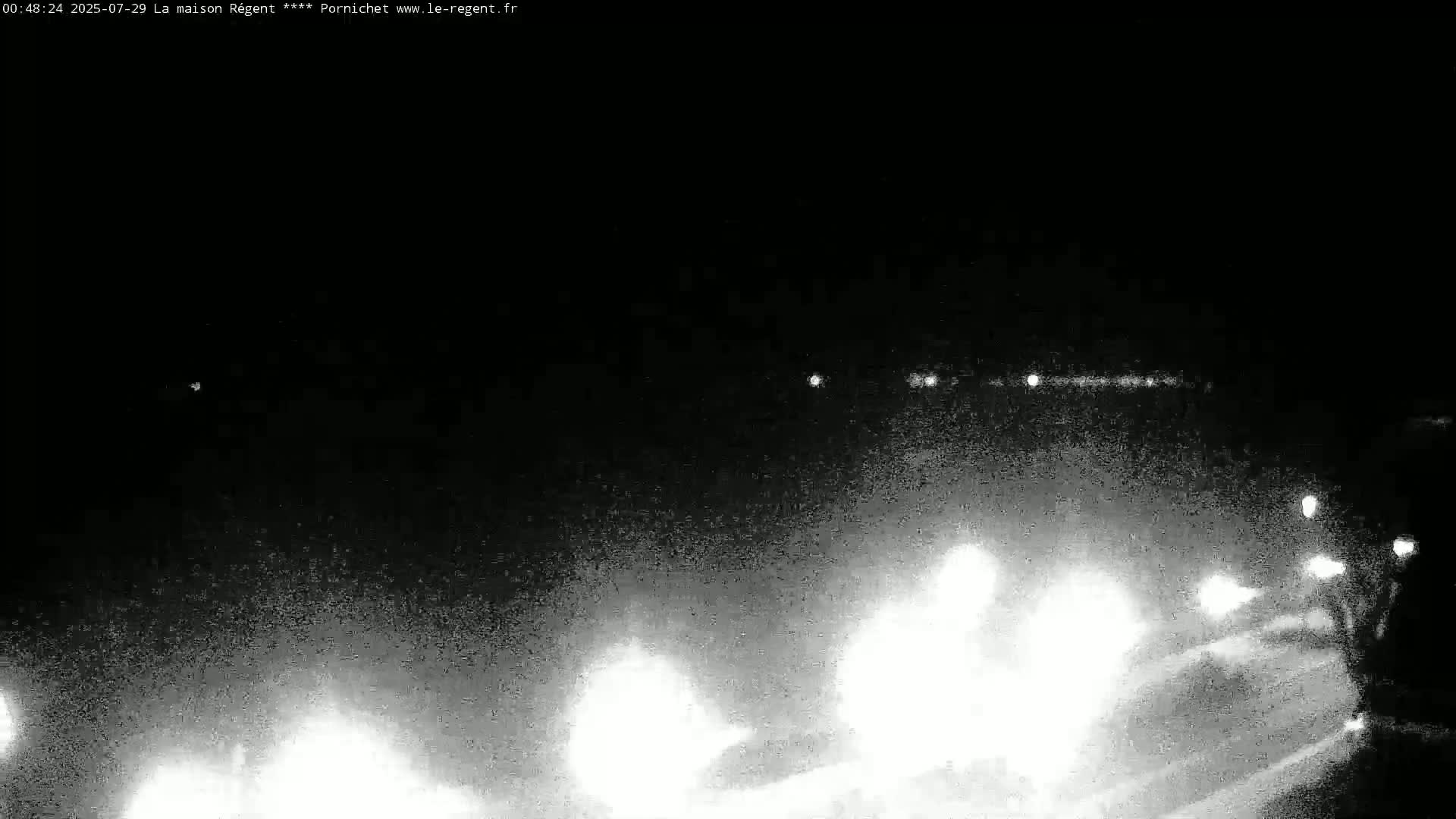 Pornichet, Plages des Libraires Beach PTZ Live Cam - Saint-Nazaire, Loire-Atlantique, Pays de la Loire, France