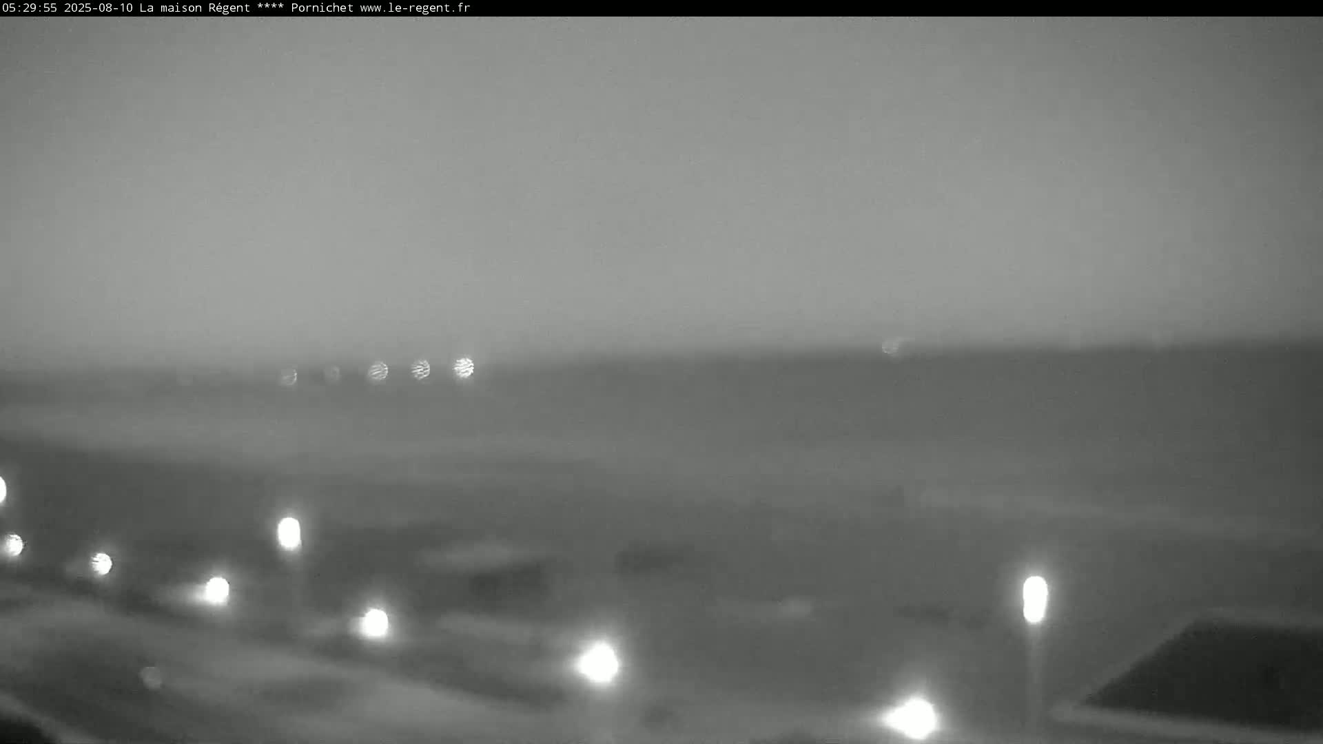 Pornichet, Plages des Libraires Beach PTZ Live Cam - Saint-Nazaire, Loire-Atlantique, Pays de la Loire, France