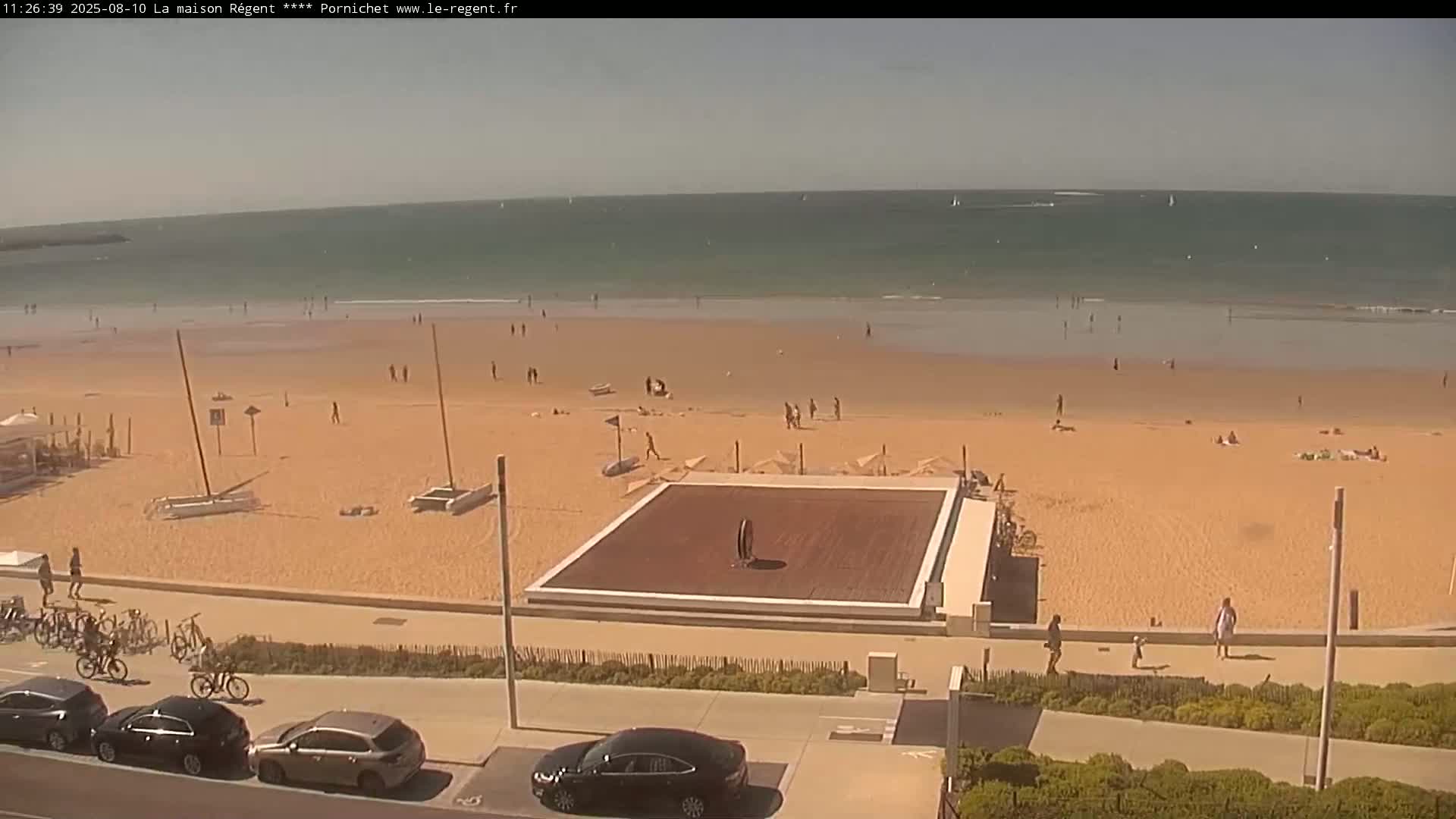Pornichet, Plages des Libraires Beach PTZ Live Cam - Saint-Nazaire, Loire-Atlantique, Pays de la Loire, France