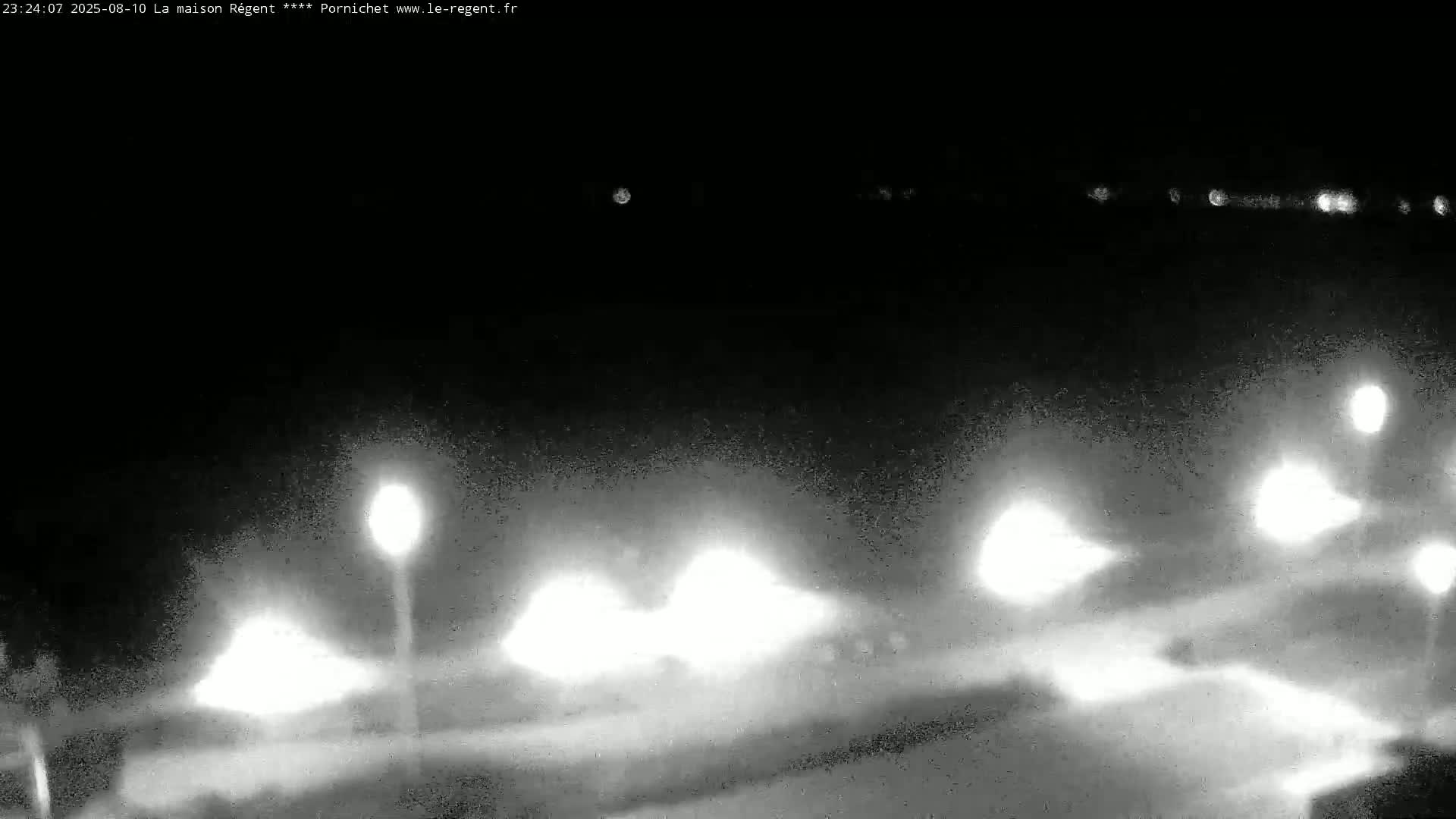 Pornichet, Plages des Libraires Beach PTZ Live Cam - Saint-Nazaire, Loire-Atlantique, Pays de la Loire, France