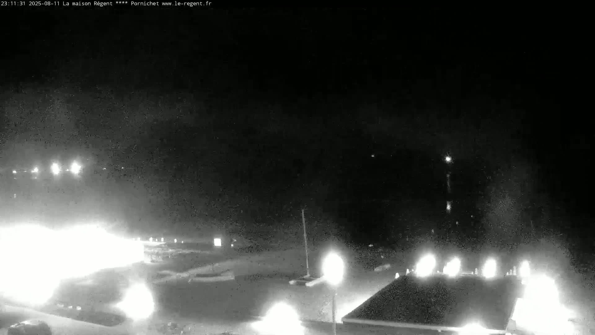 Pornichet, Plages des Libraires Beach PTZ Live Cam - Saint-Nazaire, Loire-Atlantique, Pays de la Loire, France
