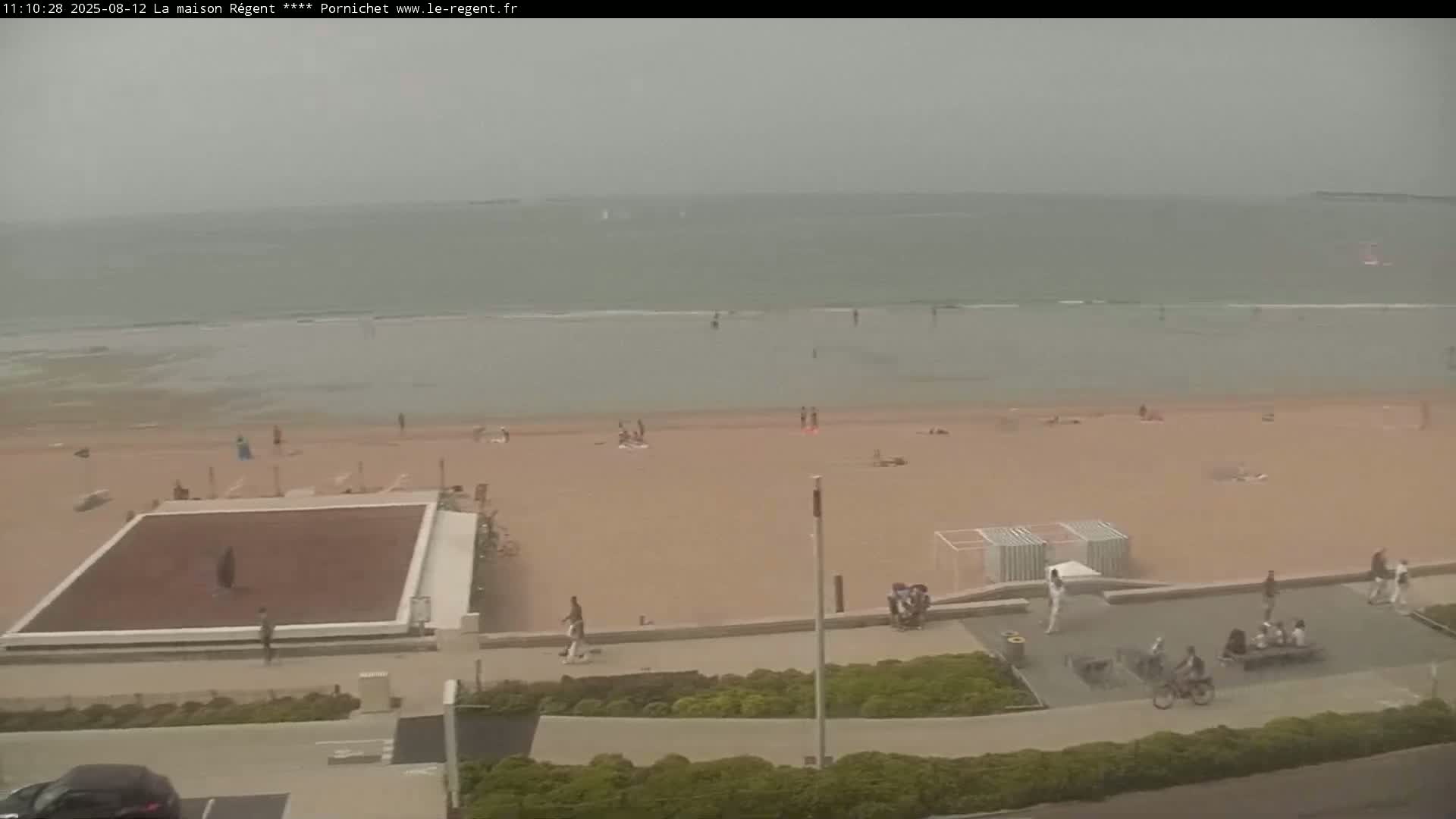 Pornichet, Plages des Libraires Beach PTZ Live Cam - Saint-Nazaire, Loire-Atlantique, Pays de la Loire, France