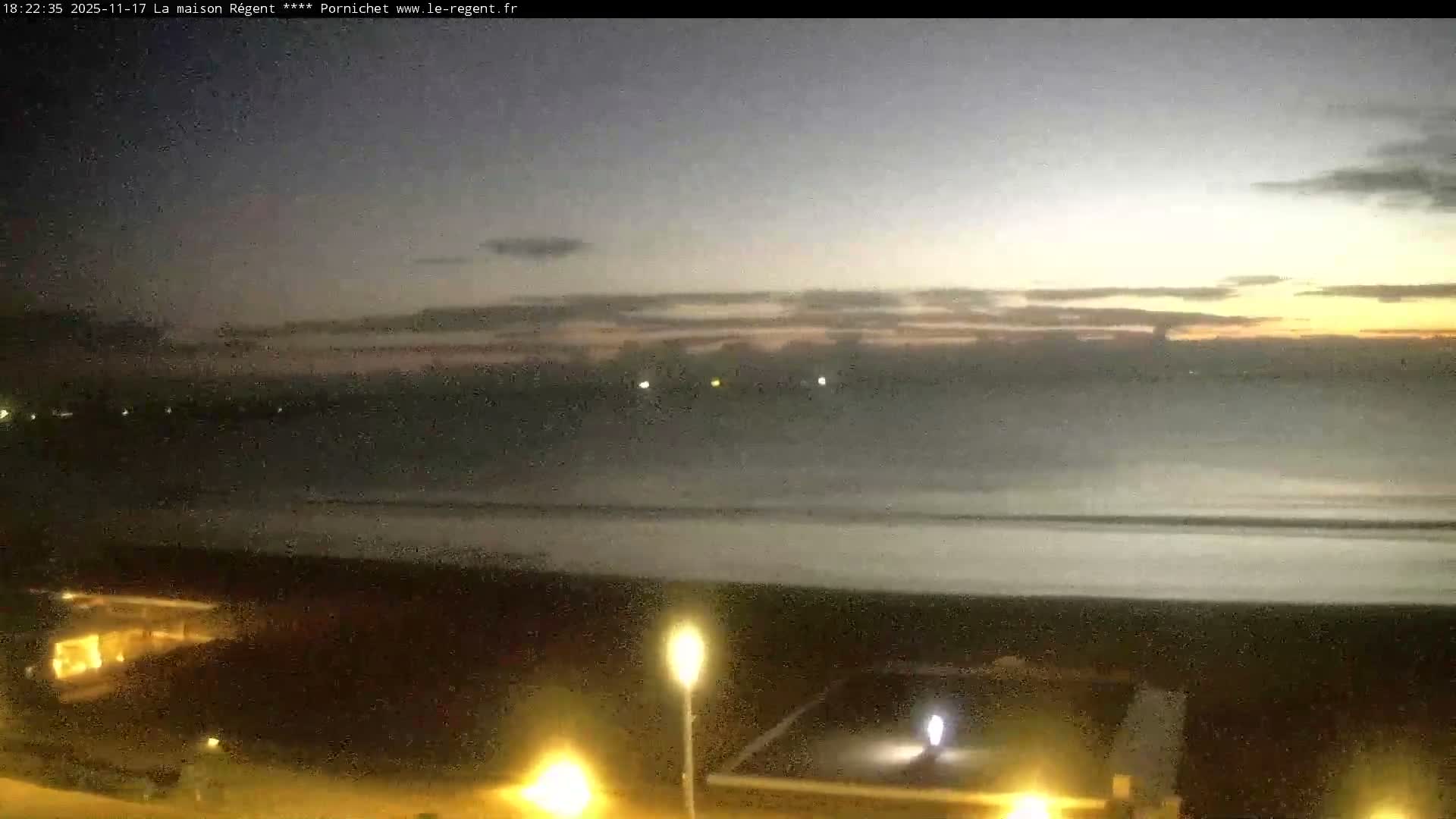 Pornichet, Plages des Libraires Beach PTZ Live Cam - Saint-Nazaire, Loire-Atlantique, Pays de la Loire, France