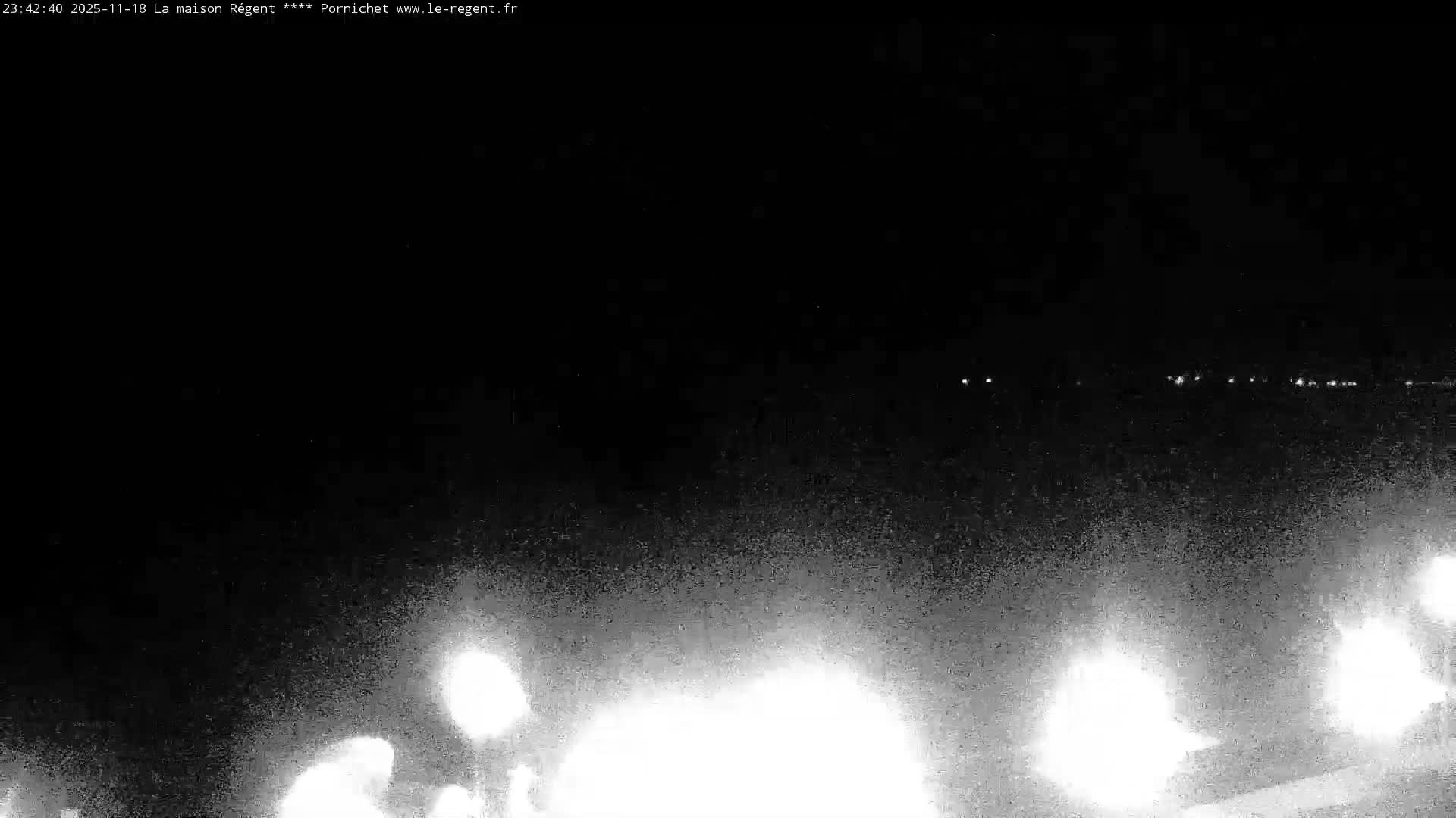 Pornichet, Plages des Libraires Beach PTZ Live Cam - Saint-Nazaire, Loire-Atlantique, Pays de la Loire, France