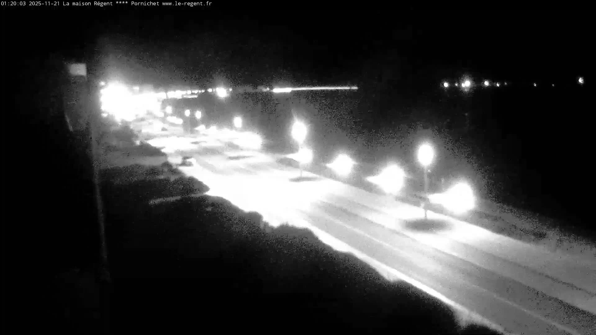 Pornichet, Plages des Libraires Beach PTZ Live Cam - Saint-Nazaire, Loire-Atlantique, Pays de la Loire, France