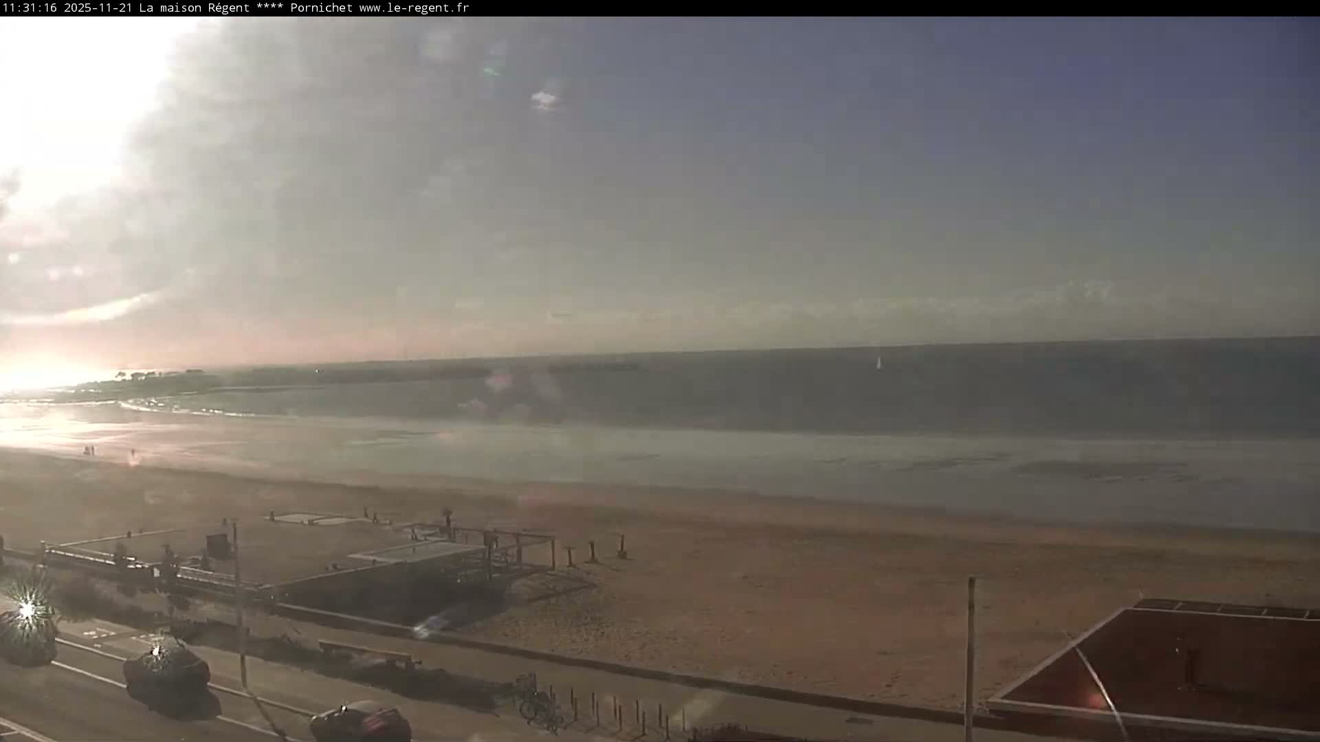 Pornichet, Plages des Libraires Beach PTZ Live Cam - Saint-Nazaire, Loire-Atlantique, Pays de la Loire, France
