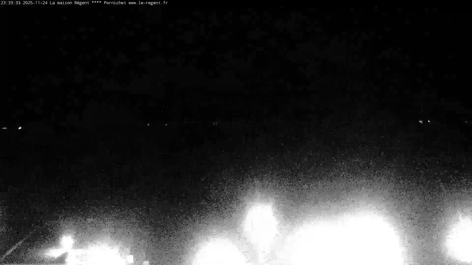 Pornichet, Plages des Libraires Beach PTZ Live Cam - Saint-Nazaire, Loire-Atlantique, Pays de la Loire, France