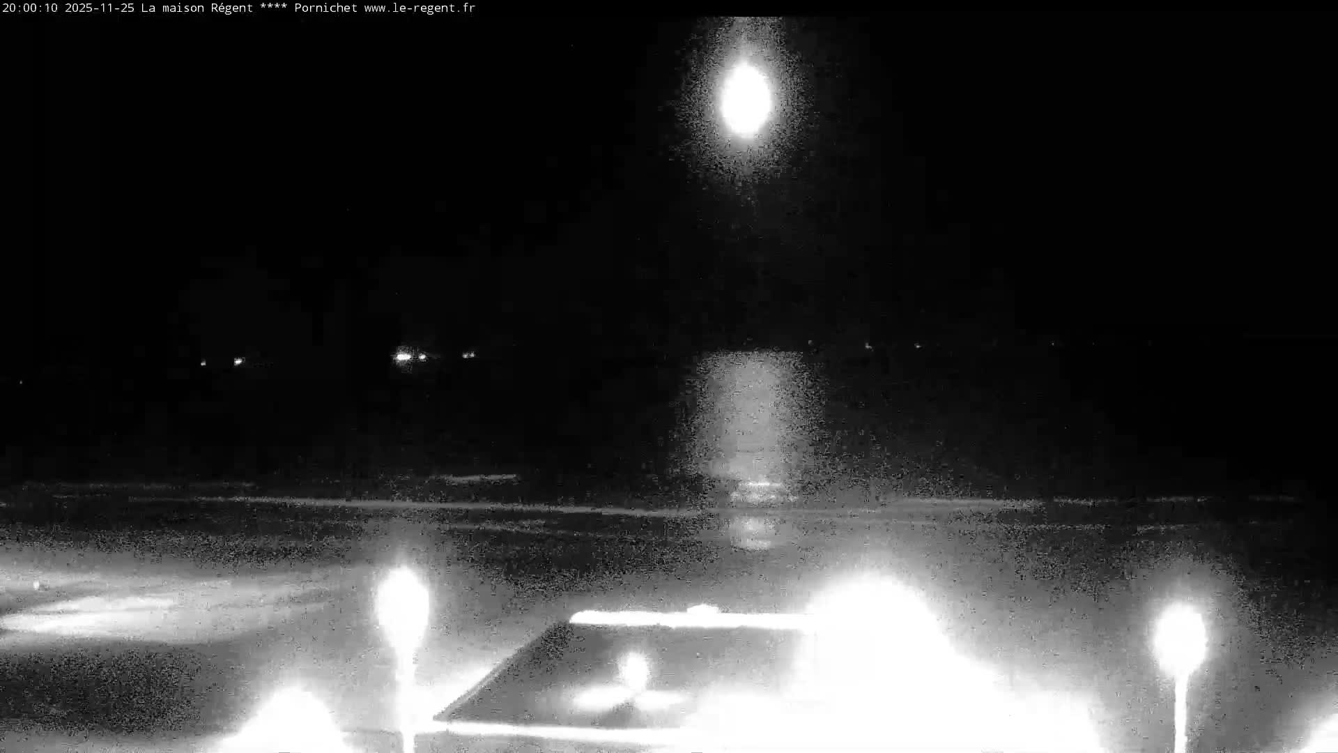 Pornichet, Plages des Libraires Beach PTZ Live Cam - Saint-Nazaire, Loire-Atlantique, Pays de la Loire, France