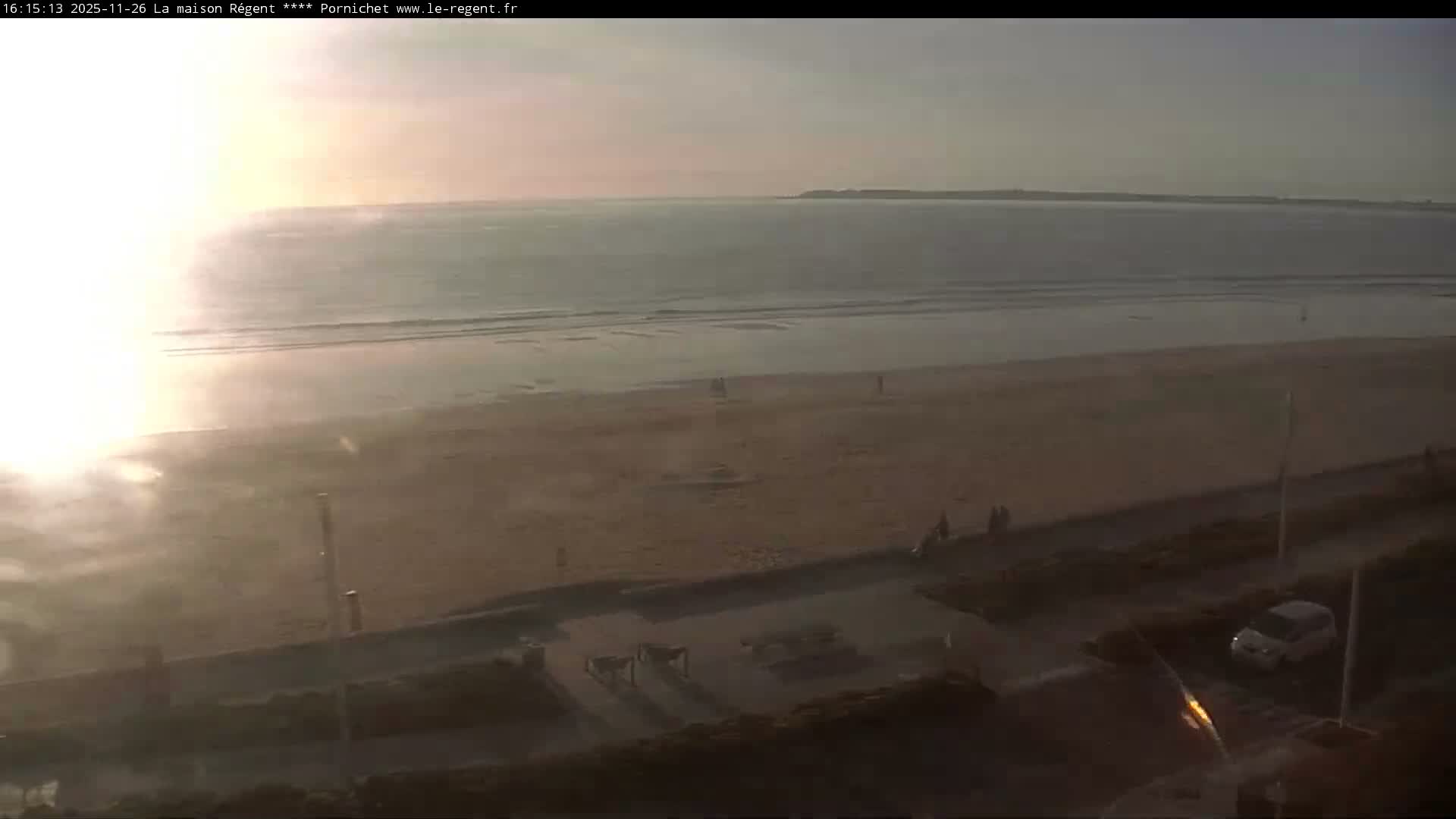 Pornichet, Plages des Libraires Beach PTZ Live Cam - Saint-Nazaire, Loire-Atlantique, Pays de la Loire, France