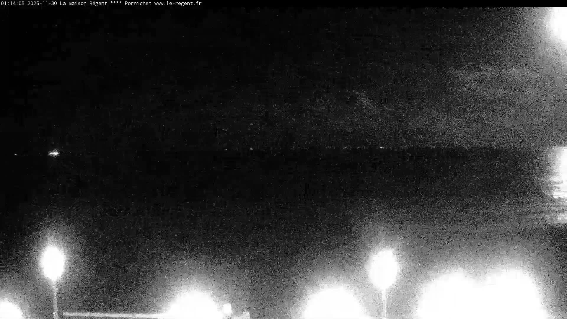Pornichet, Plages des Libraires Beach PTZ Live Cam - Saint-Nazaire, Loire-Atlantique, Pays de la Loire, France