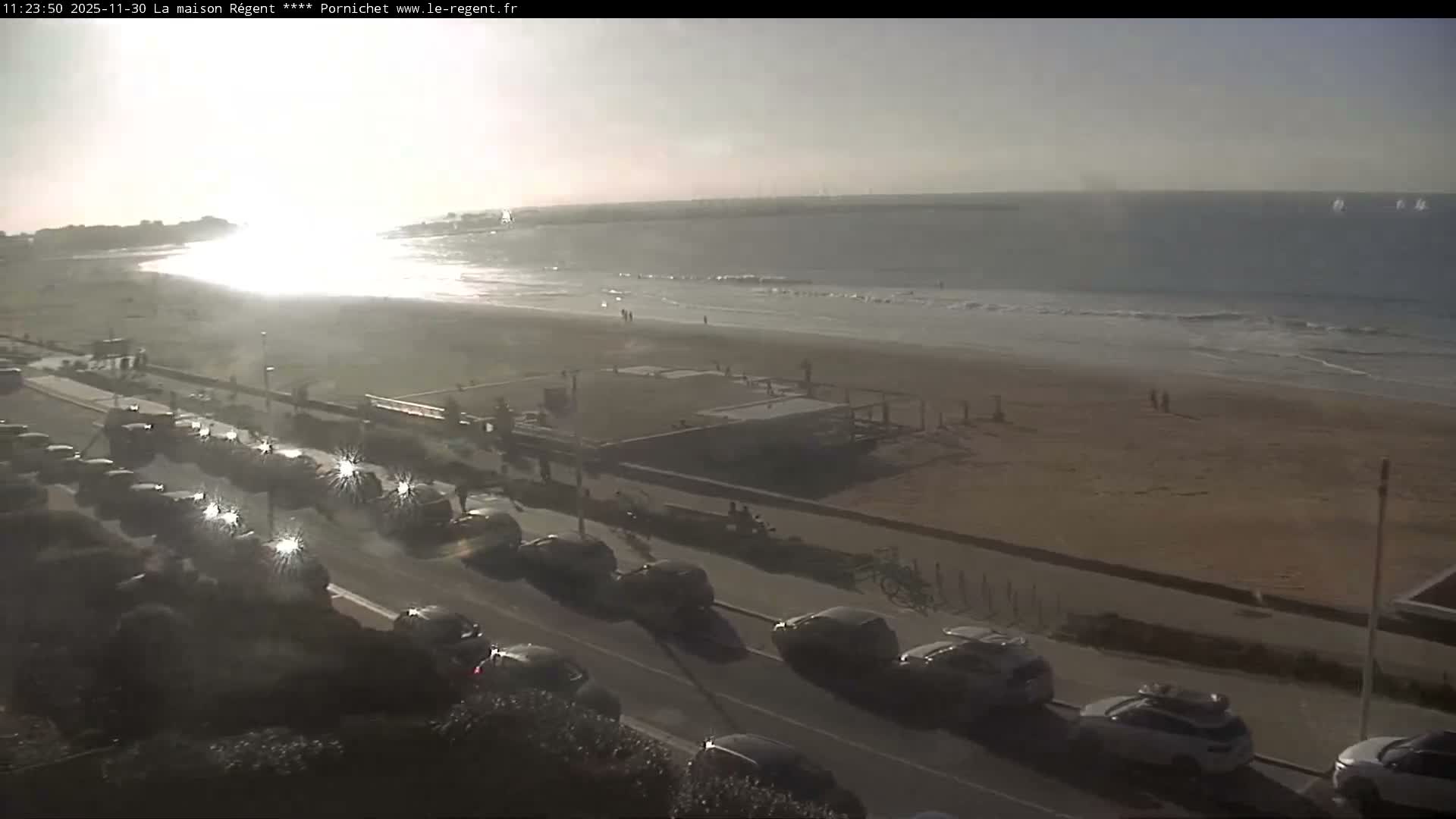 Pornichet, Plages des Libraires Beach PTZ Live Cam - Saint-Nazaire, Loire-Atlantique, Pays de la Loire, France