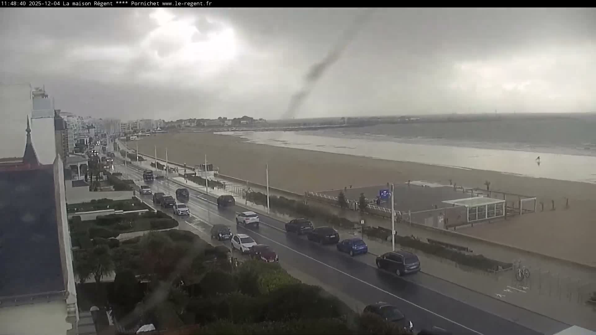 Pornichet, Plages des Libraires Beach PTZ Live Cam - Saint-Nazaire, Loire-Atlantique, Pays de la Loire, France