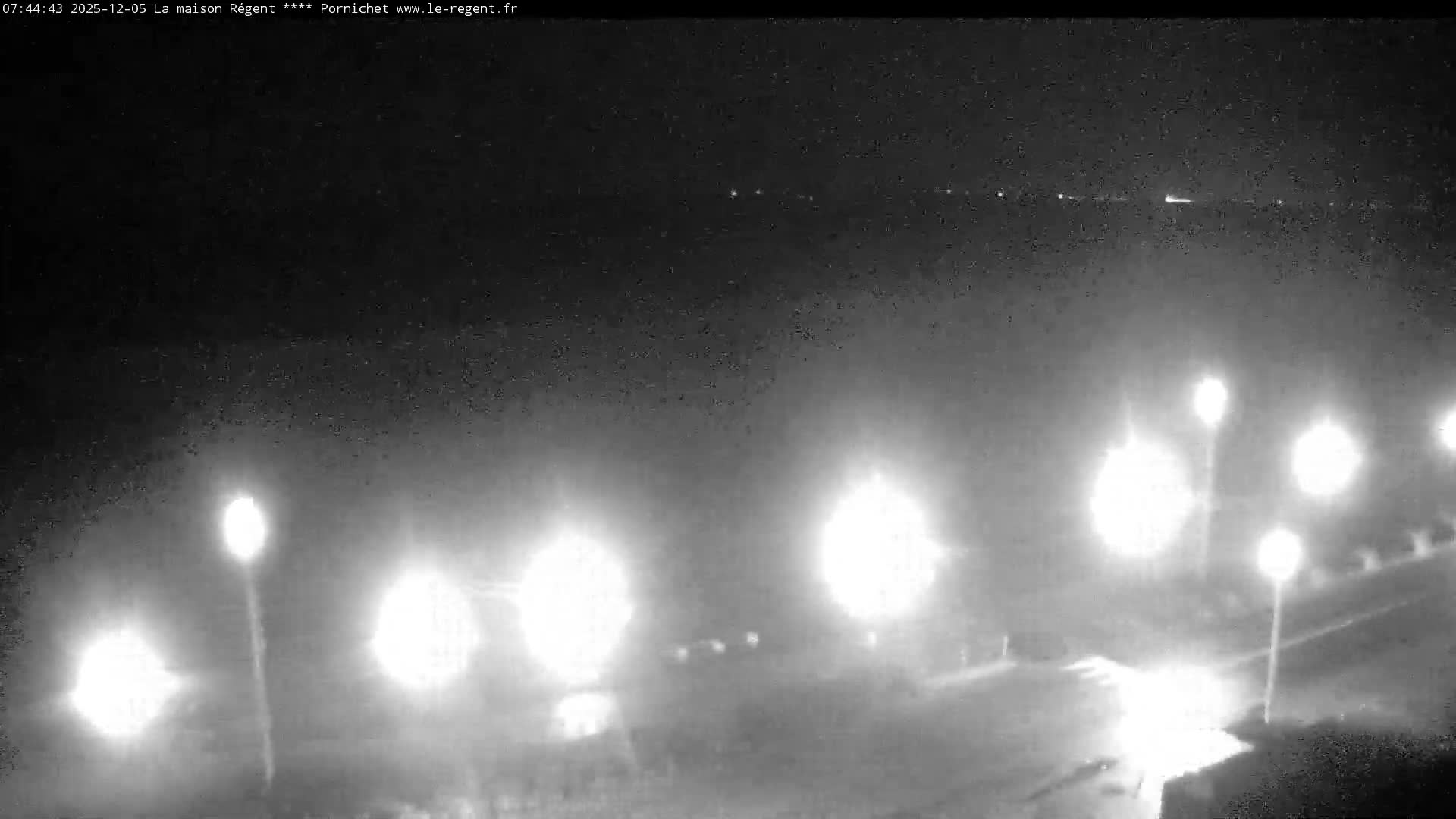 Pornichet, Plages des Libraires Beach PTZ Live Cam - Saint-Nazaire, Loire-Atlantique, Pays de la Loire, France