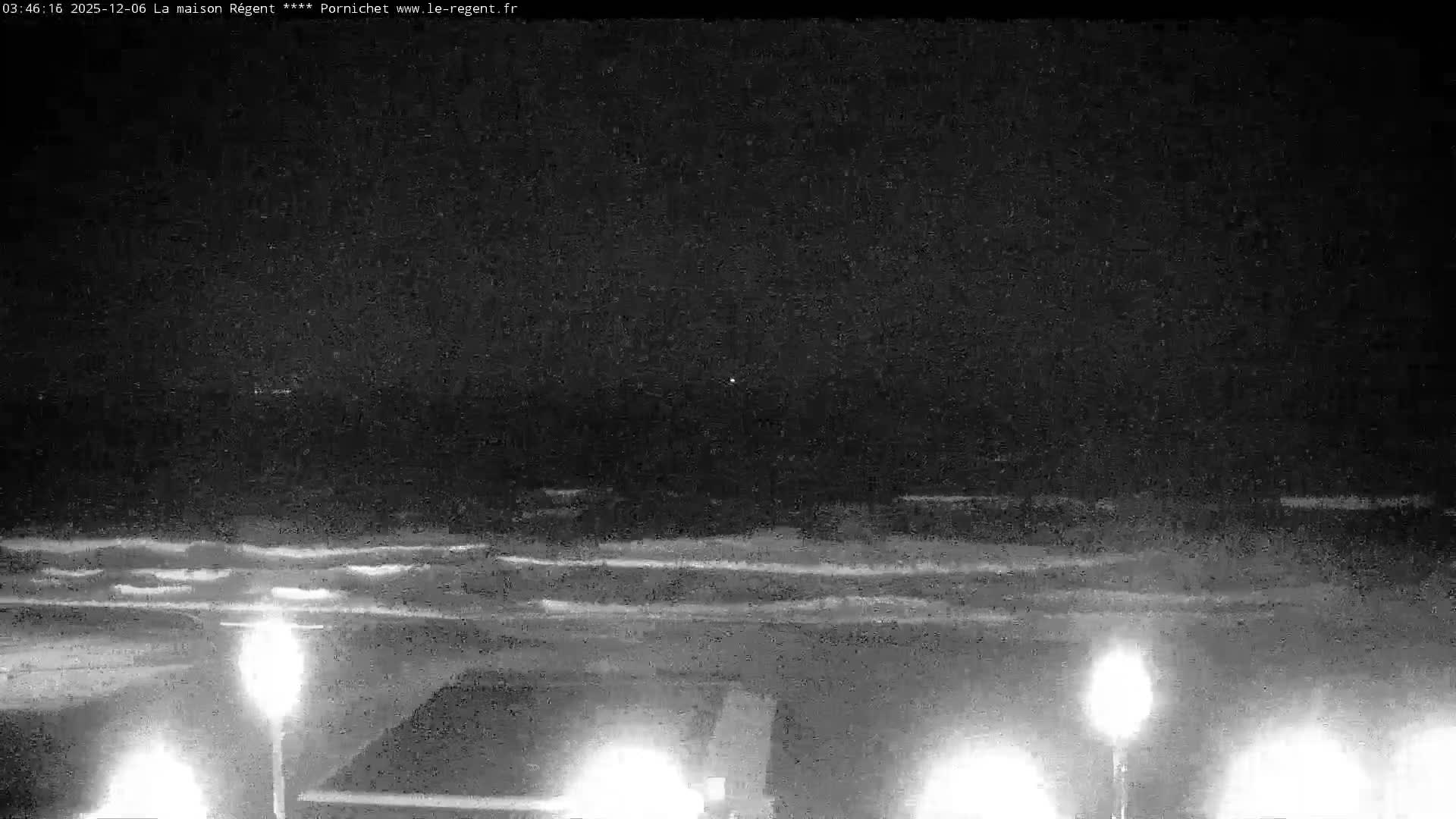 Pornichet, Plages des Libraires Beach PTZ Live Cam - Saint-Nazaire, Loire-Atlantique, Pays de la Loire, France