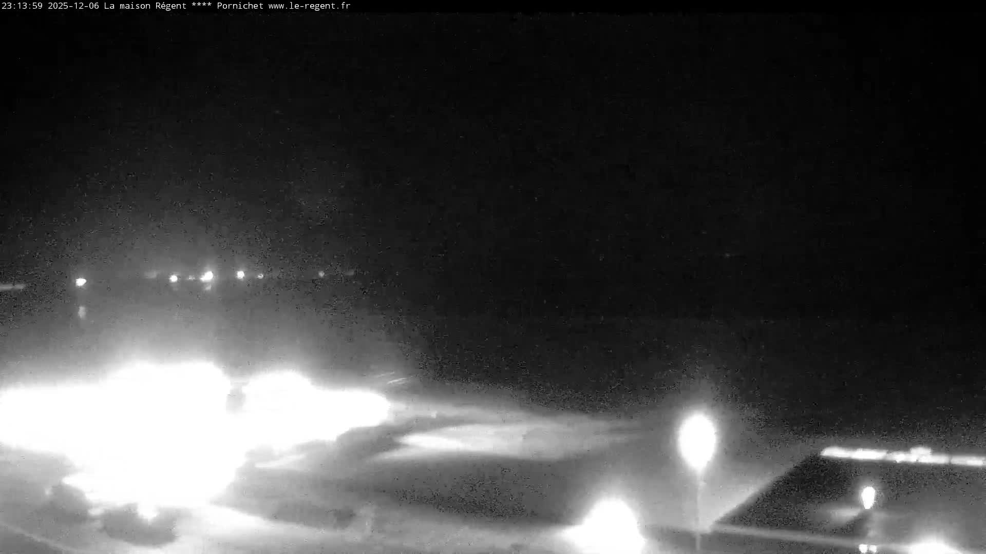 Pornichet, Plages des Libraires Beach PTZ Live Cam - Saint-Nazaire, Loire-Atlantique, Pays de la Loire, France